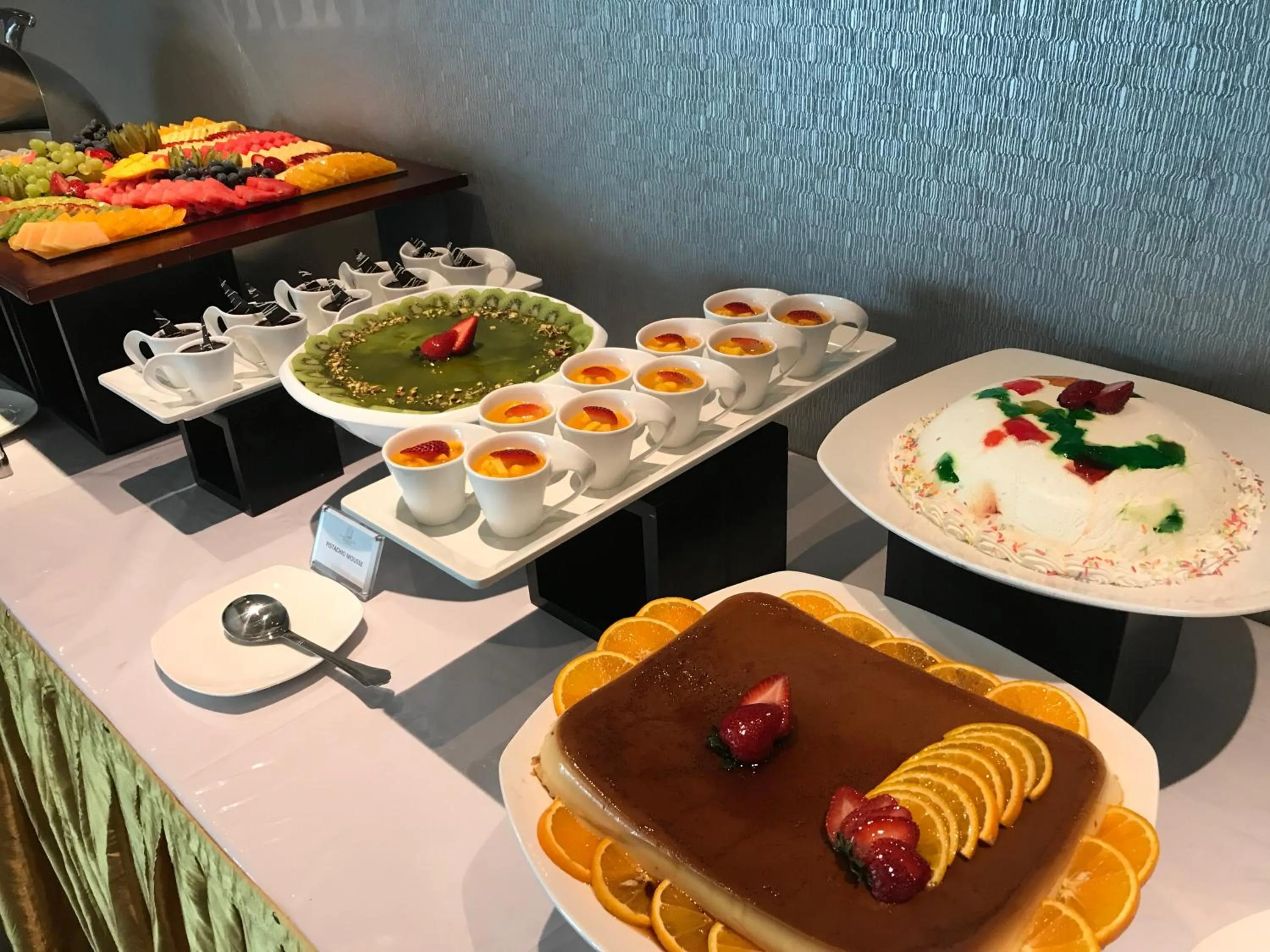 Breakfast in Al Manzil Hotel Bahrain