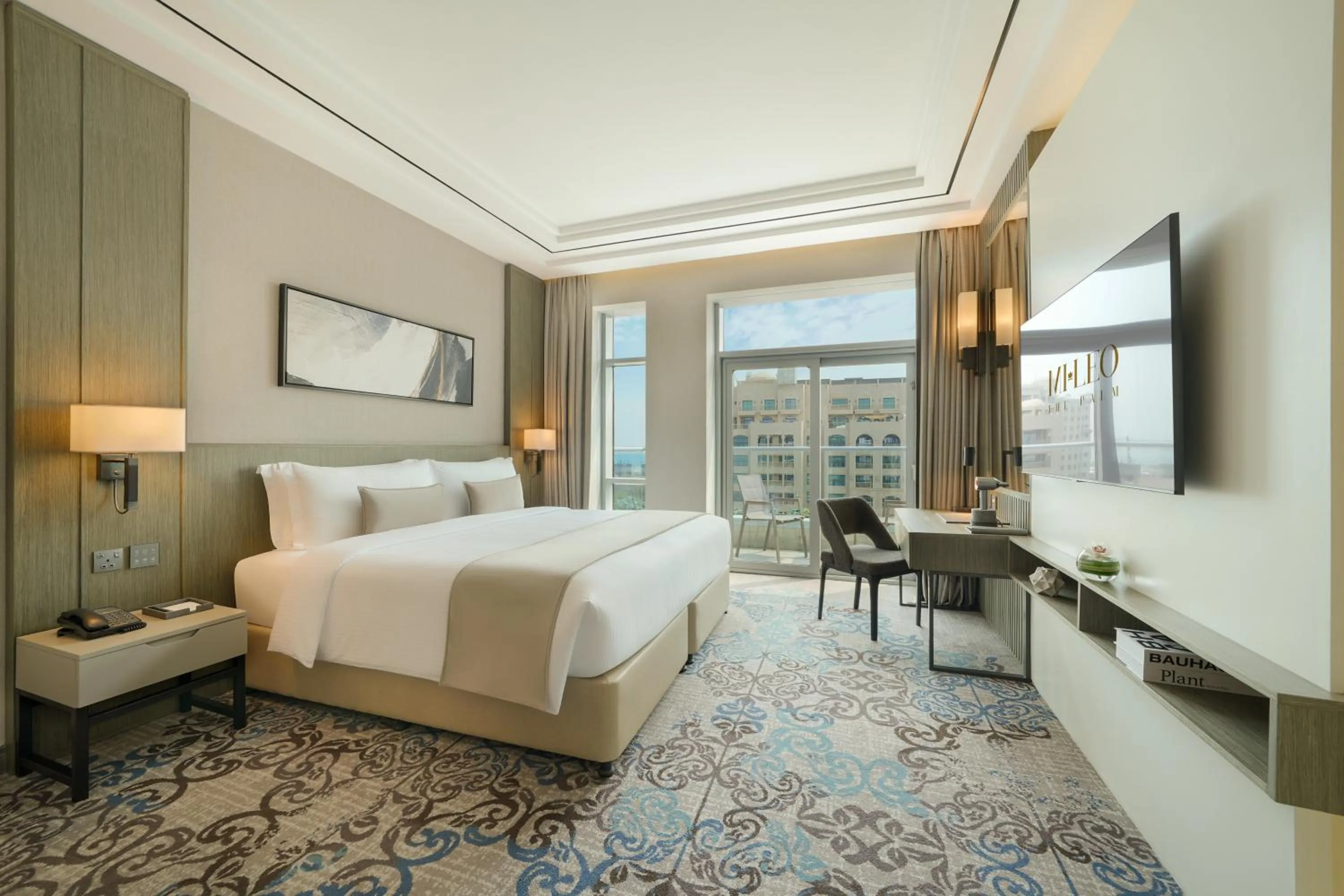 TV and multimedia, Bed in Mileo Hotel The Palm