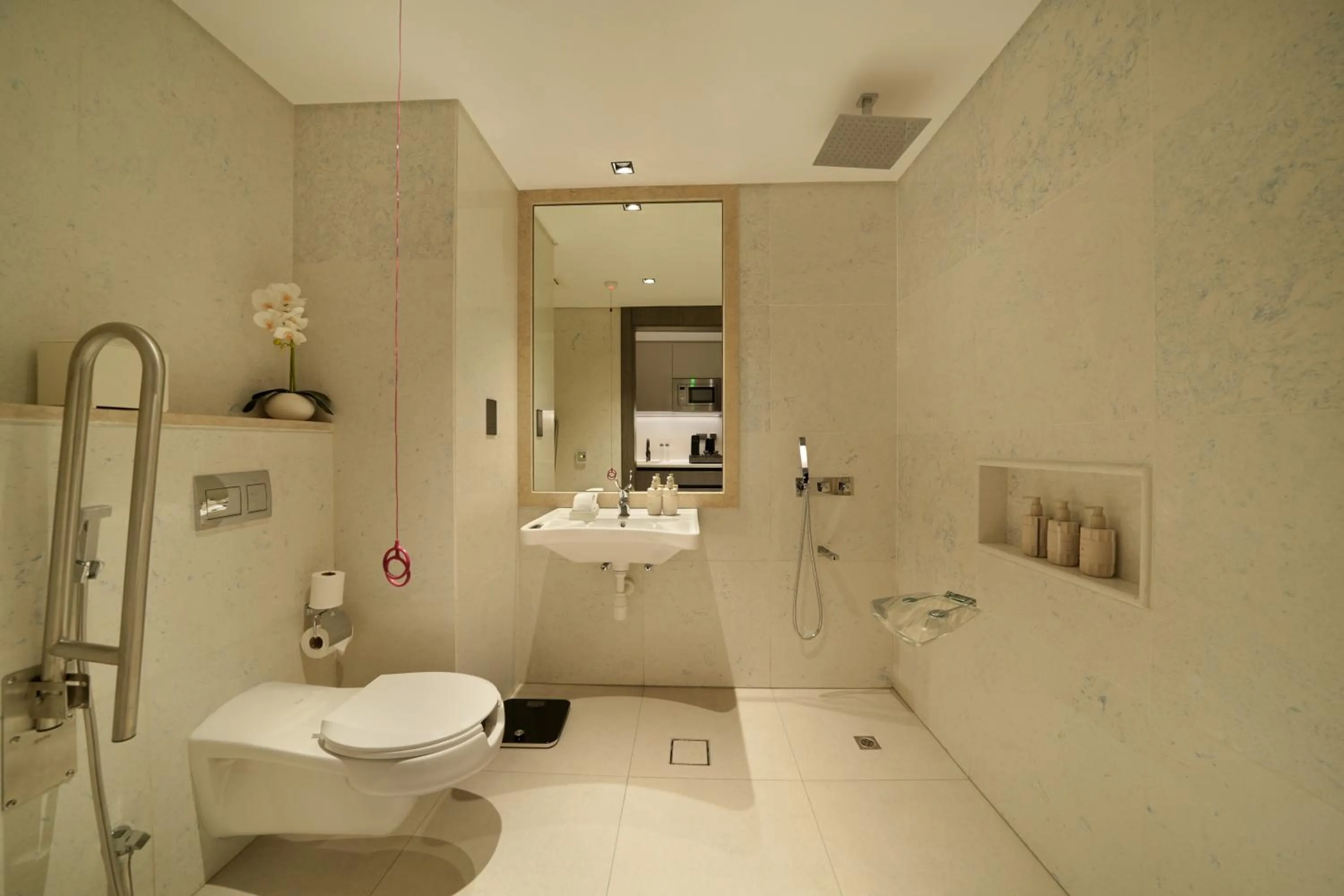 Toilet in Mileo Hotel The Palm