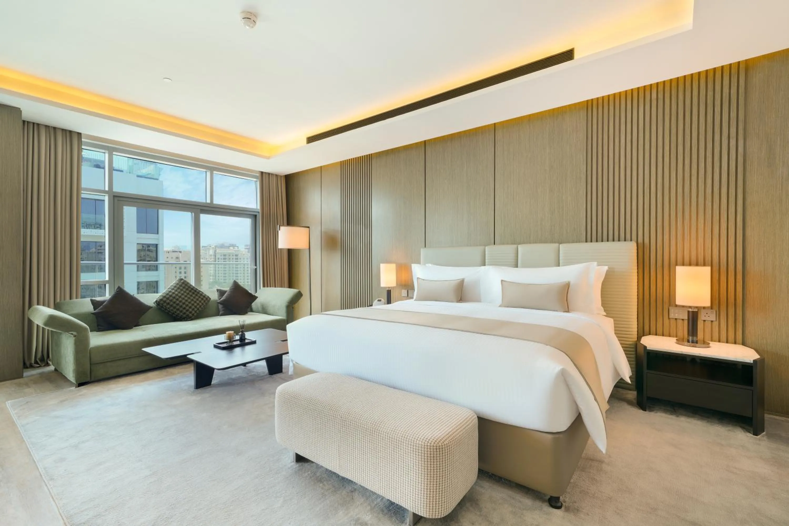 Bedroom, Bed in Mileo Hotel The Palm