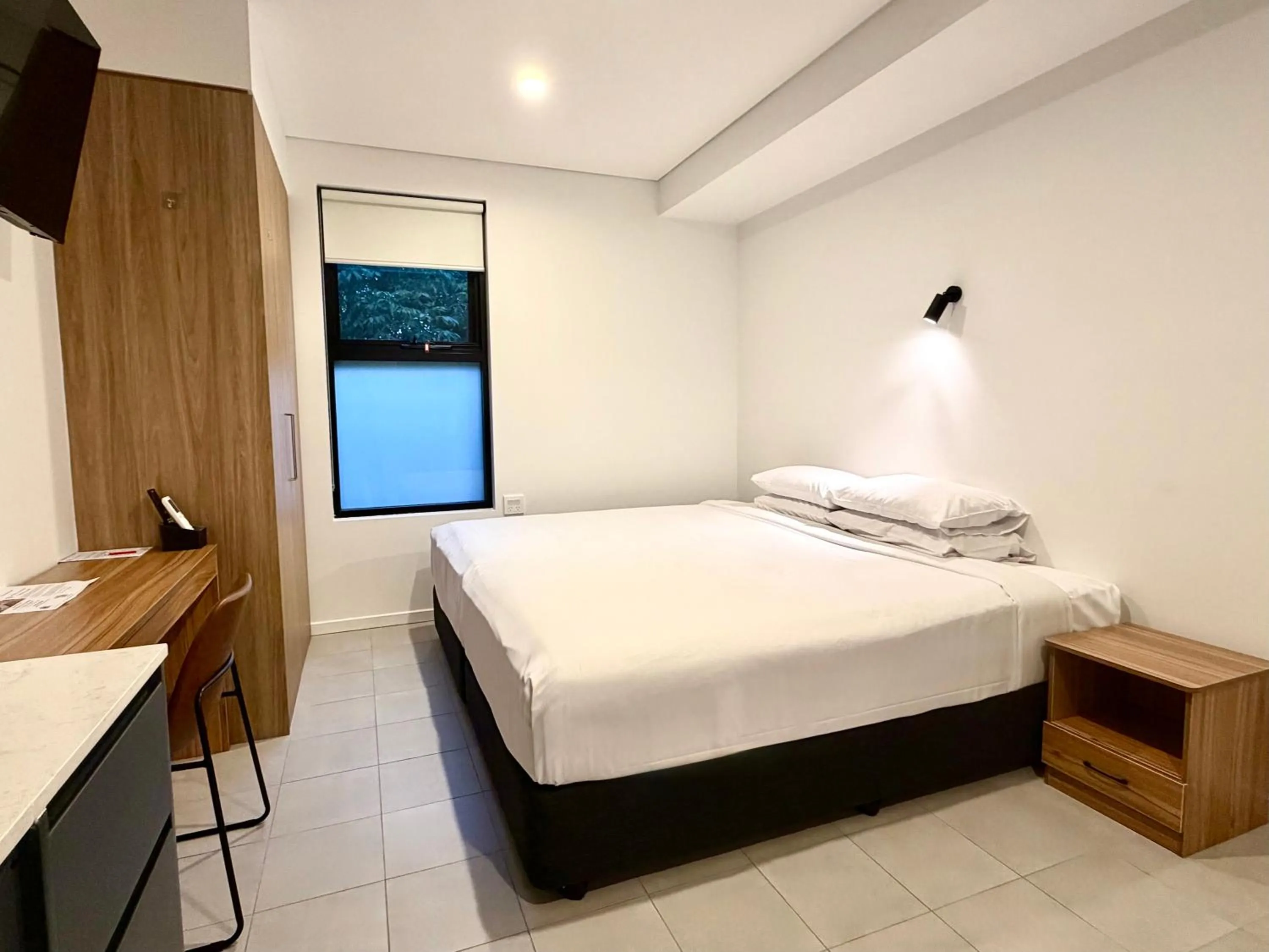 Bed in The Park OASIS Burwood