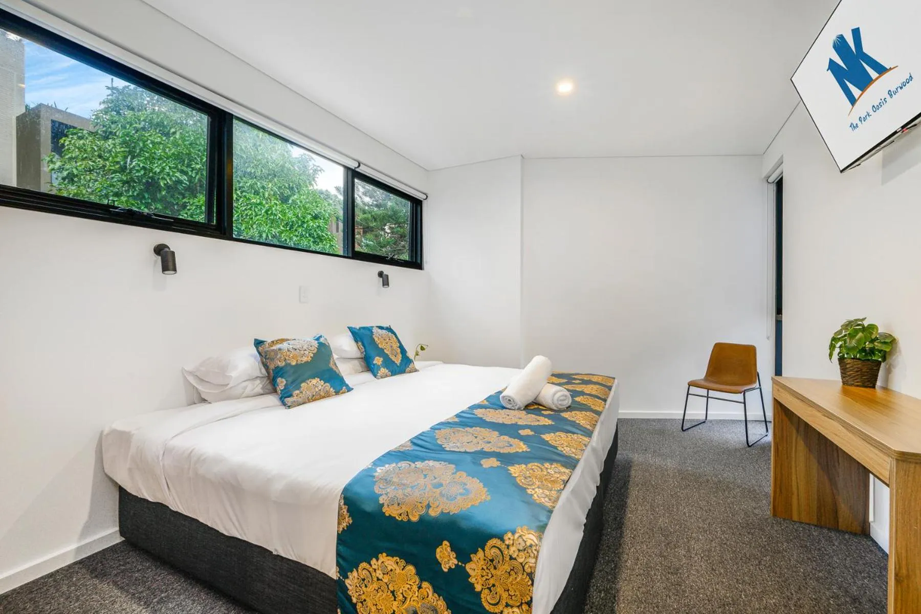 Bed in The Park OASIS Burwood