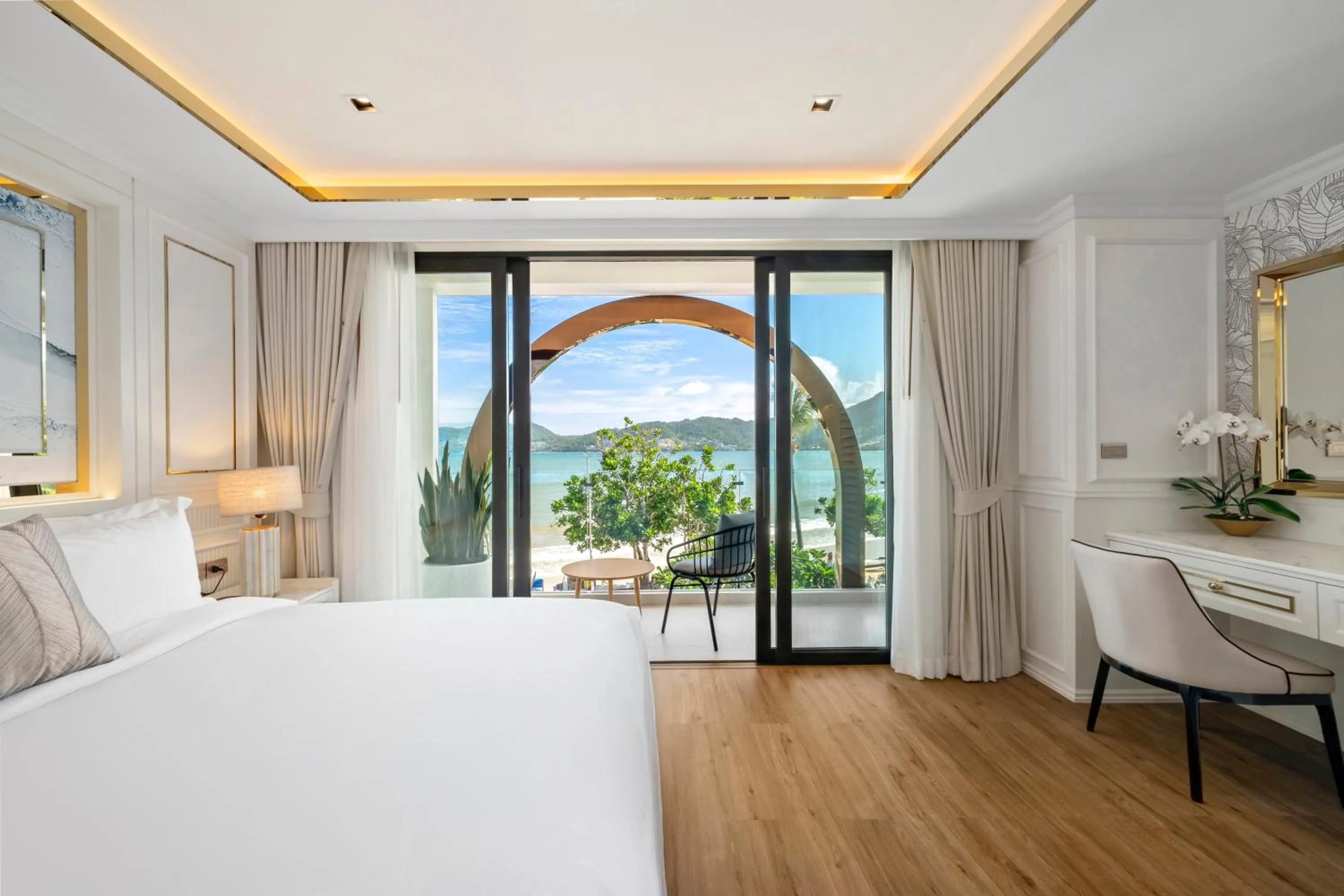 Bed in The Cyan at Patong Hotel