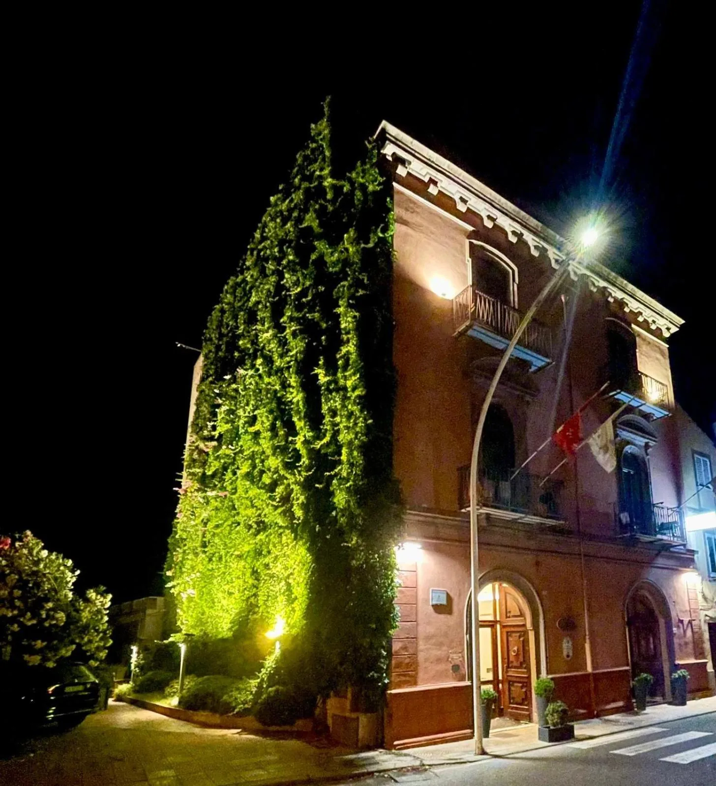 Property building in Palazzo Pischedda