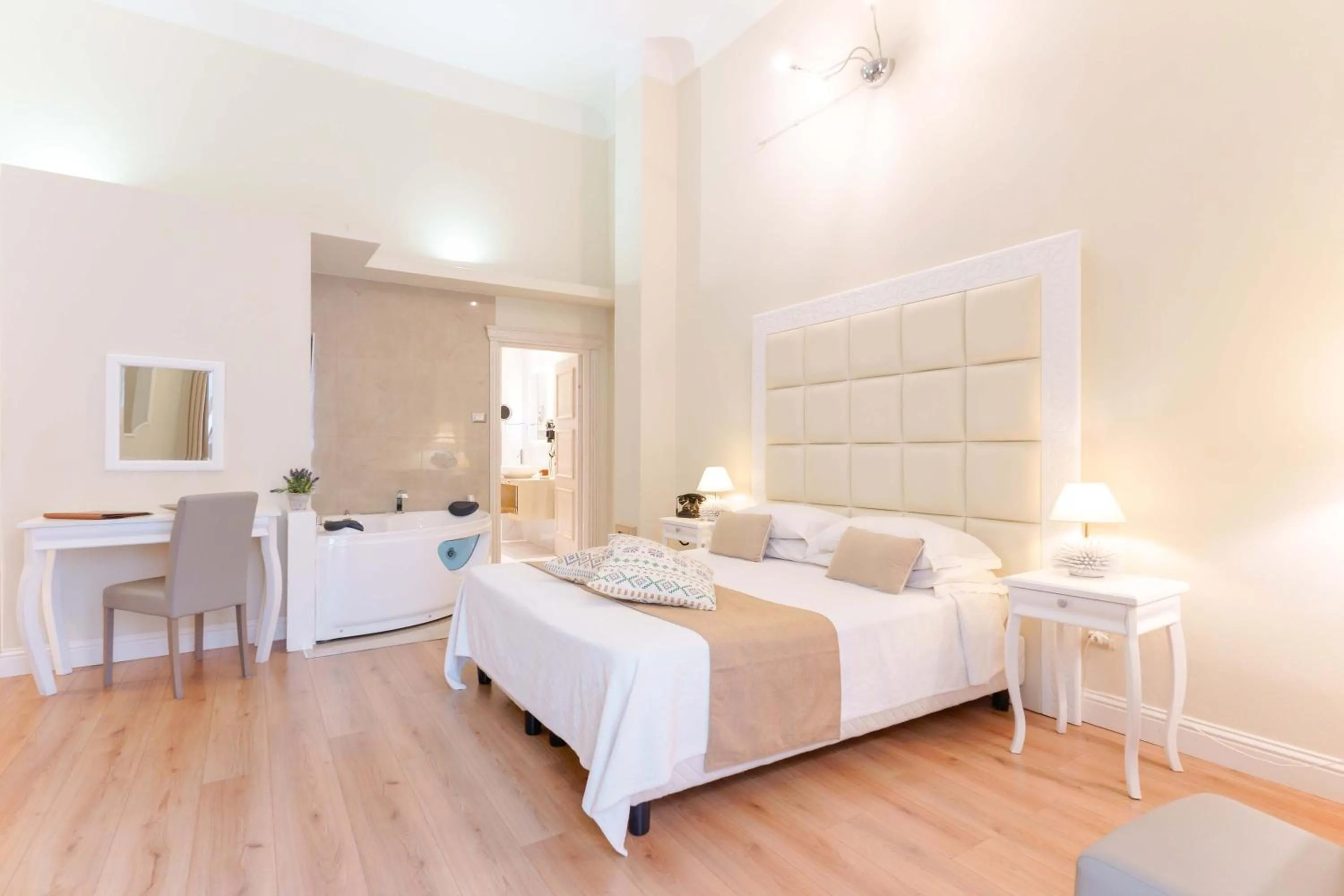 Photo of the whole room, Bed in Palazzo Pischedda