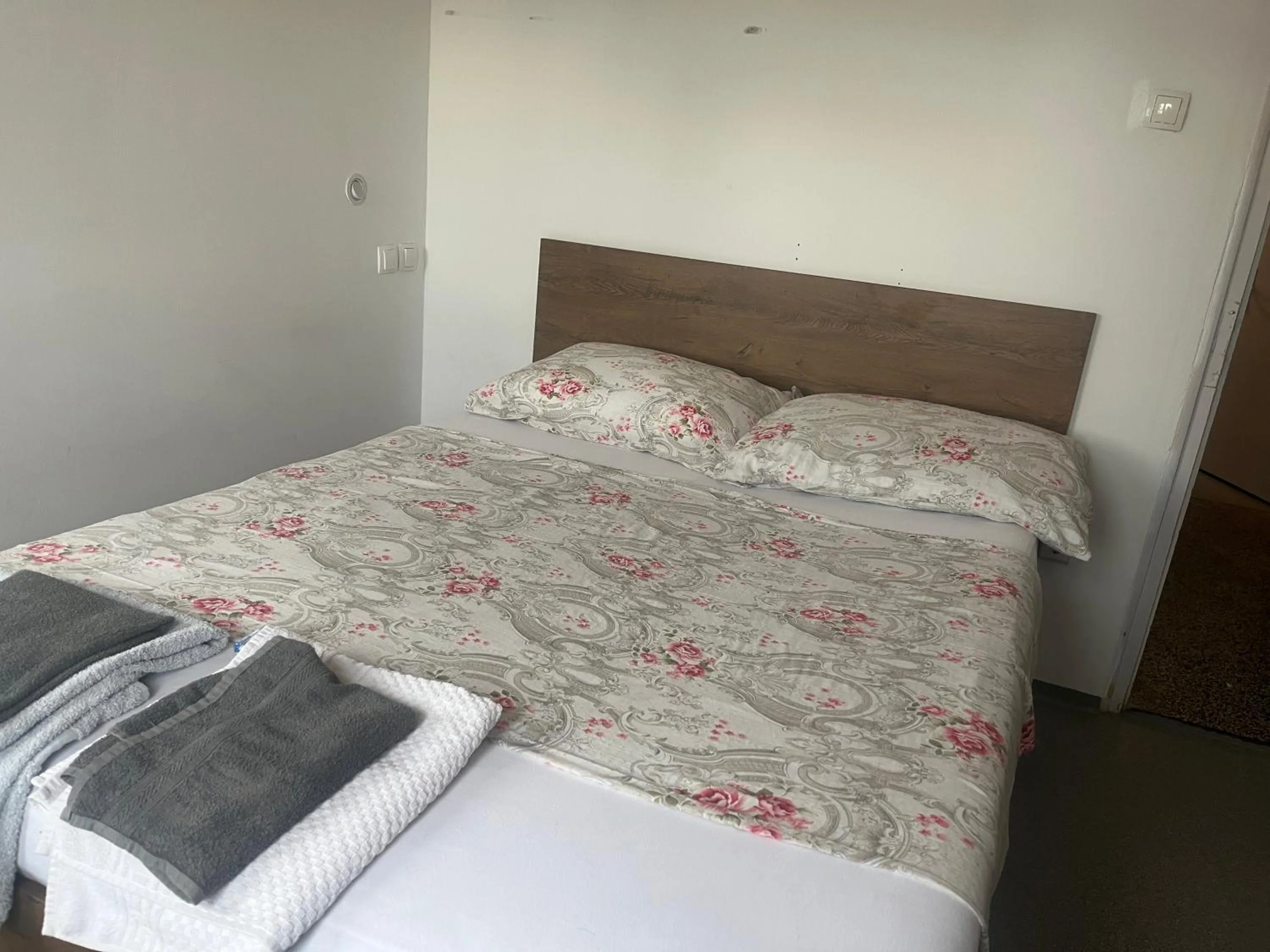 Bed in Accommodation with an experience!!! Hostel Kantun