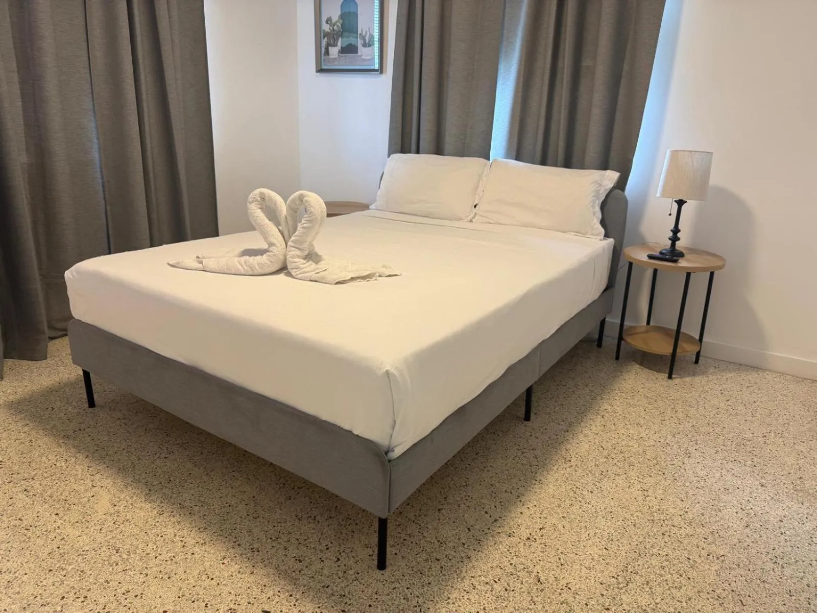 Bed in Wynwood Bungalows By Renzzi