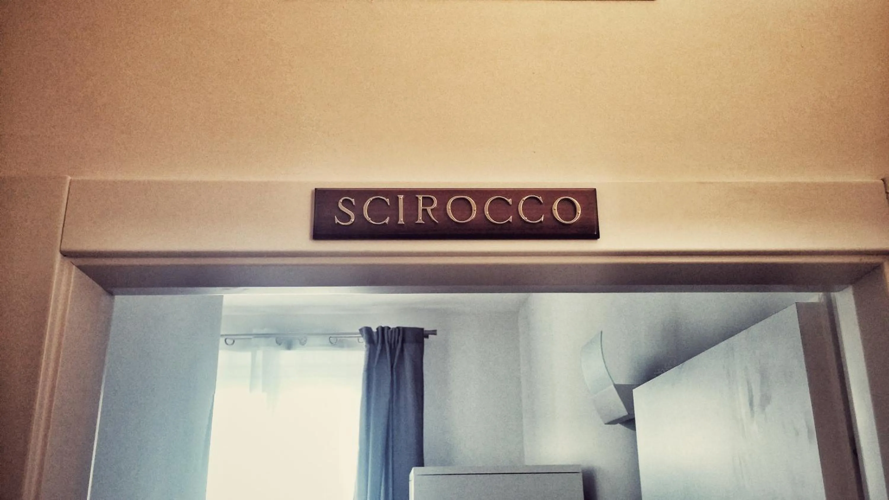 Decorative detail in L'Approdo Dell'Ammiraglio