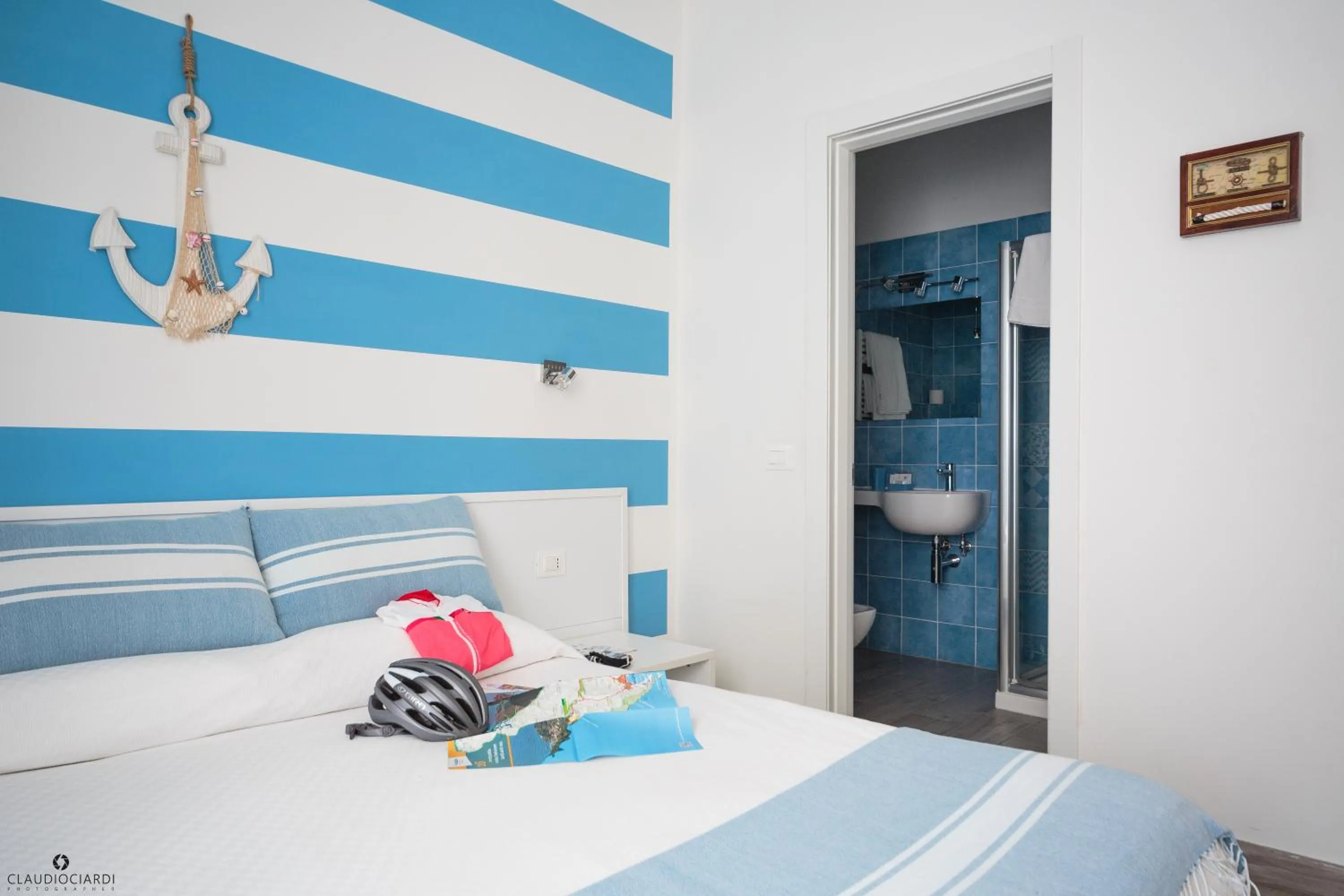 Photo of the whole room, Bed in L'Approdo Dell'Ammiraglio