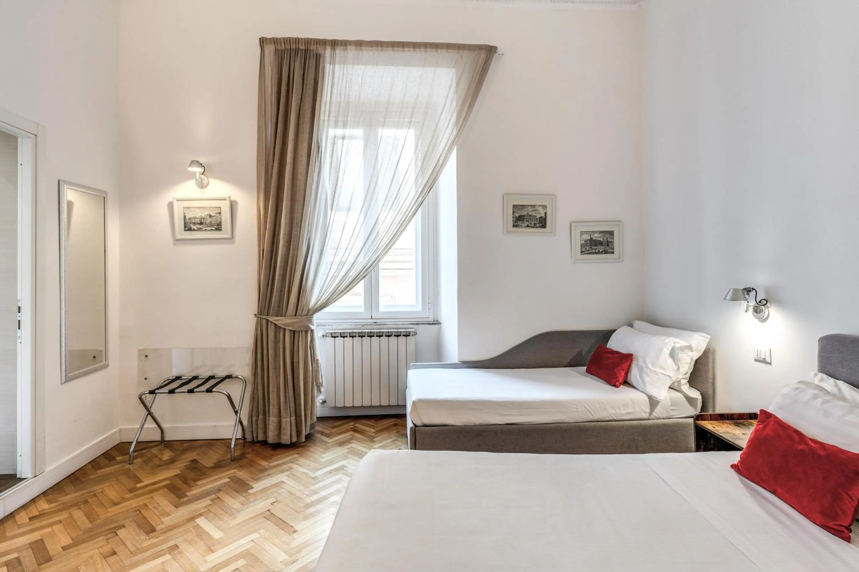 Bedroom, Bed in Little Queen Relais