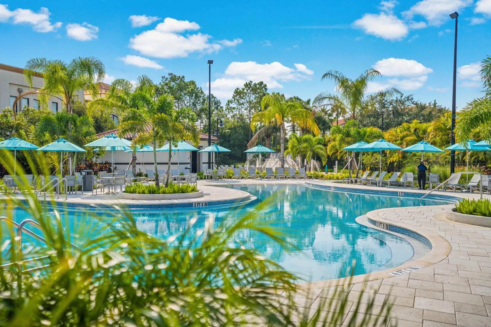 Luxury Lakeview Penthouse, Vista Cay Orlando 1025