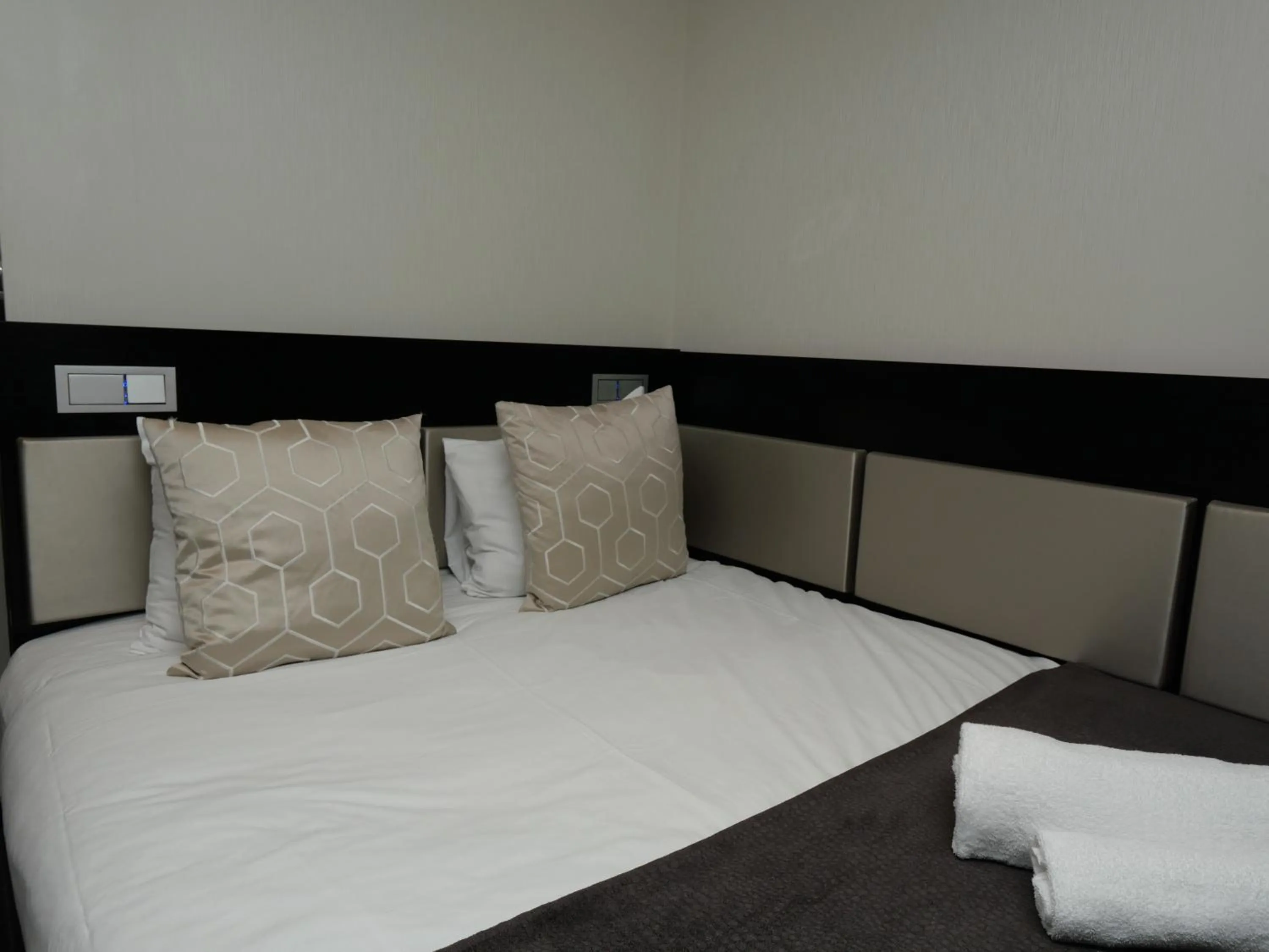 Bed in Great St Helen Hotel