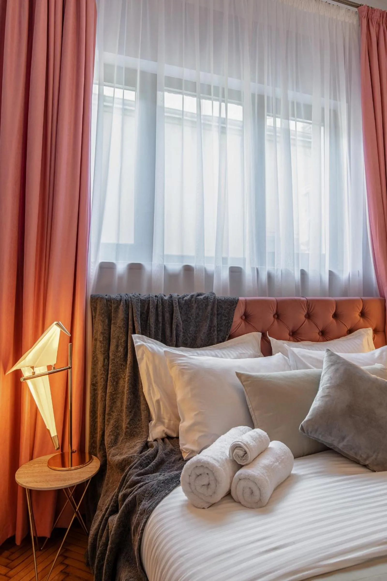 Bed in The Great Gatsby