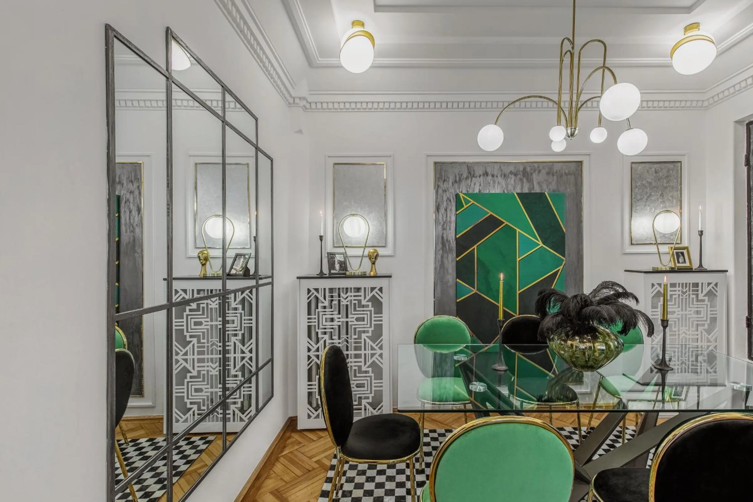 Dining area in The Great Gatsby