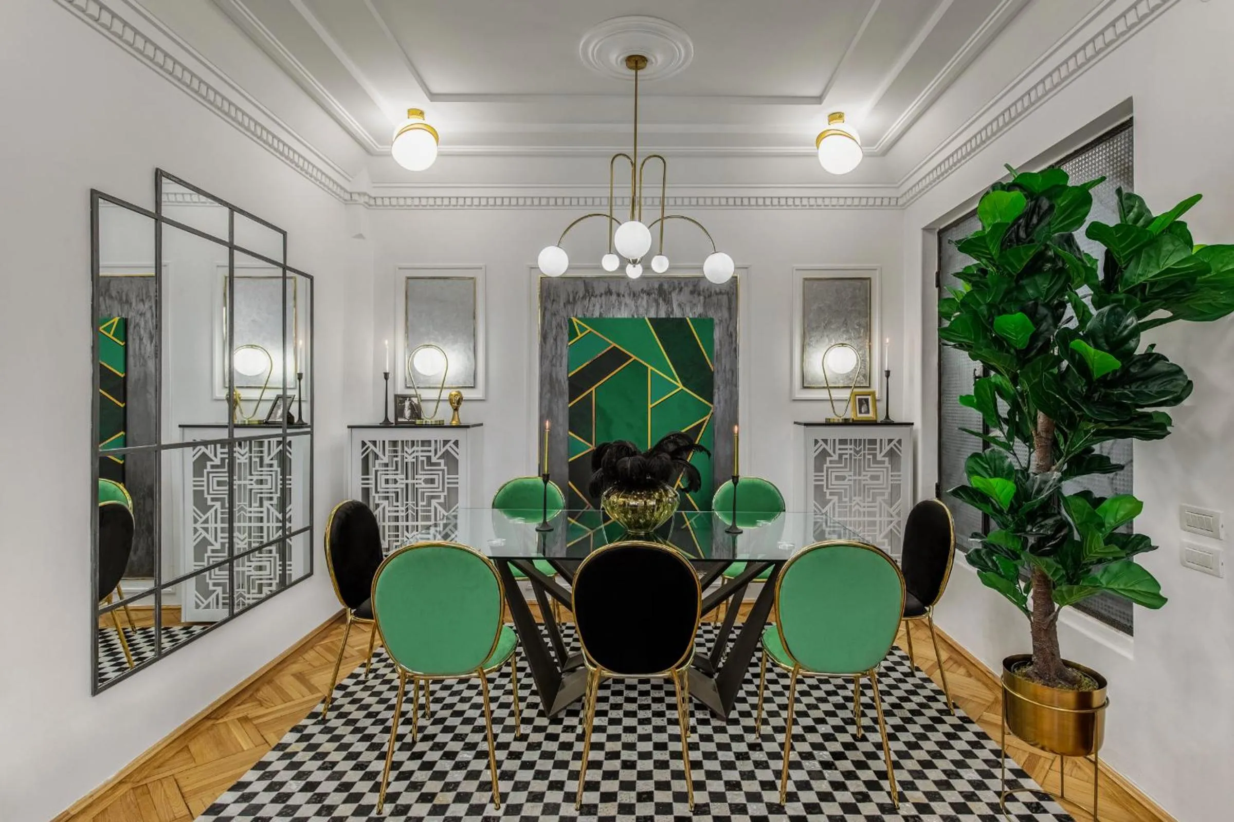 Dining area in The Great Gatsby