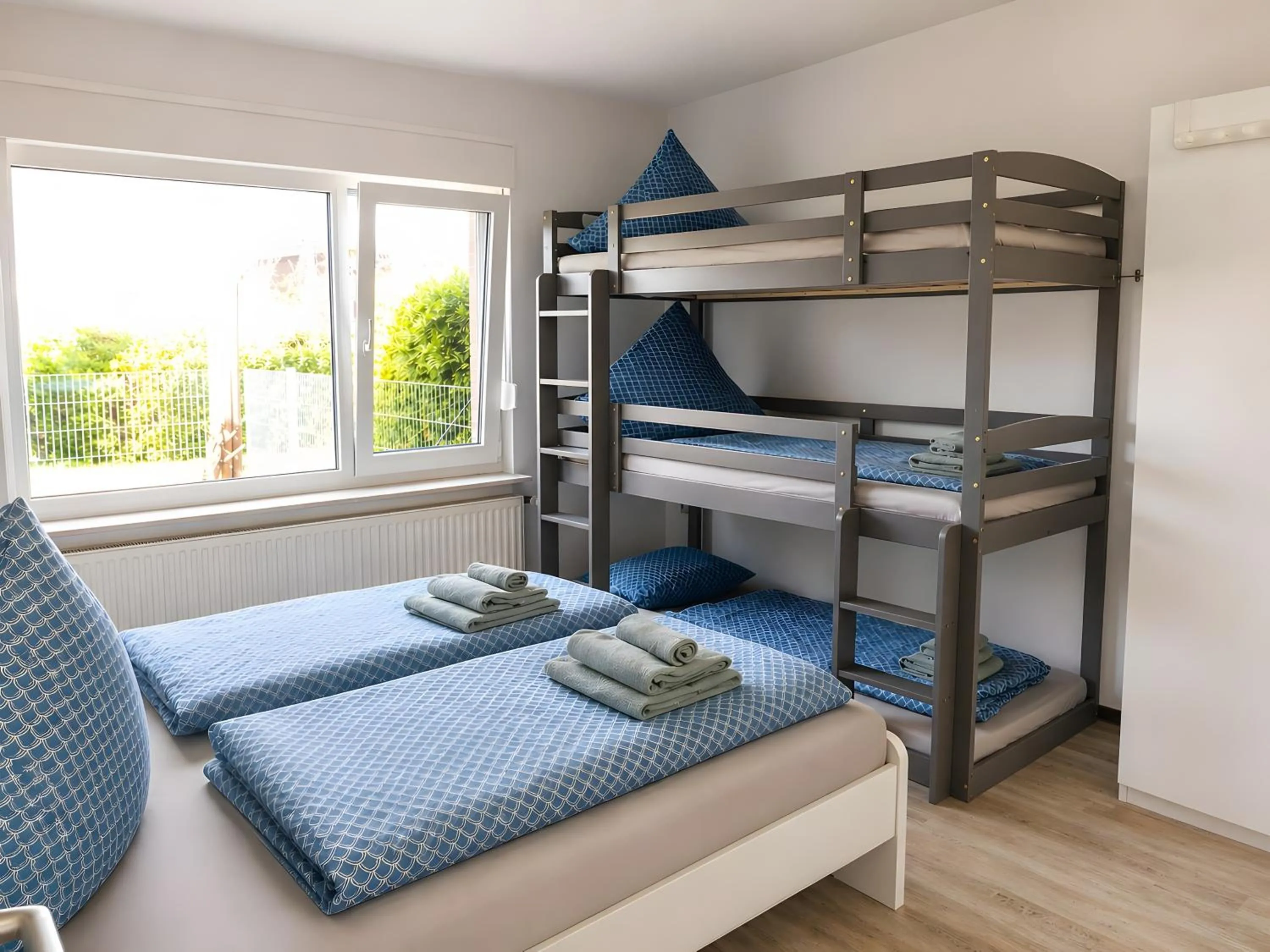 Property building, Bed in Haus Ostfriesland