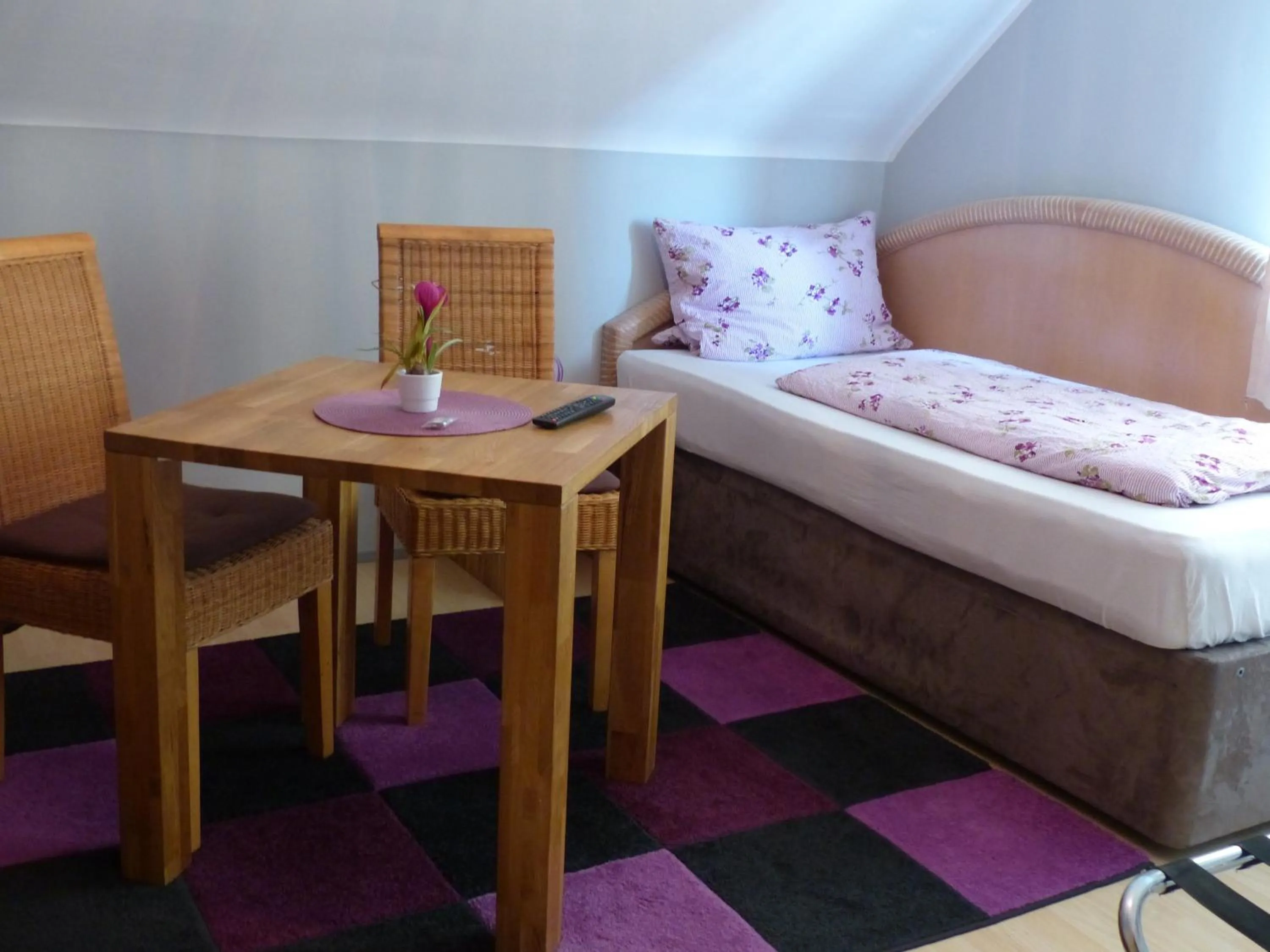 Photo of the whole room, Bed in Haus der Gastlichkeit