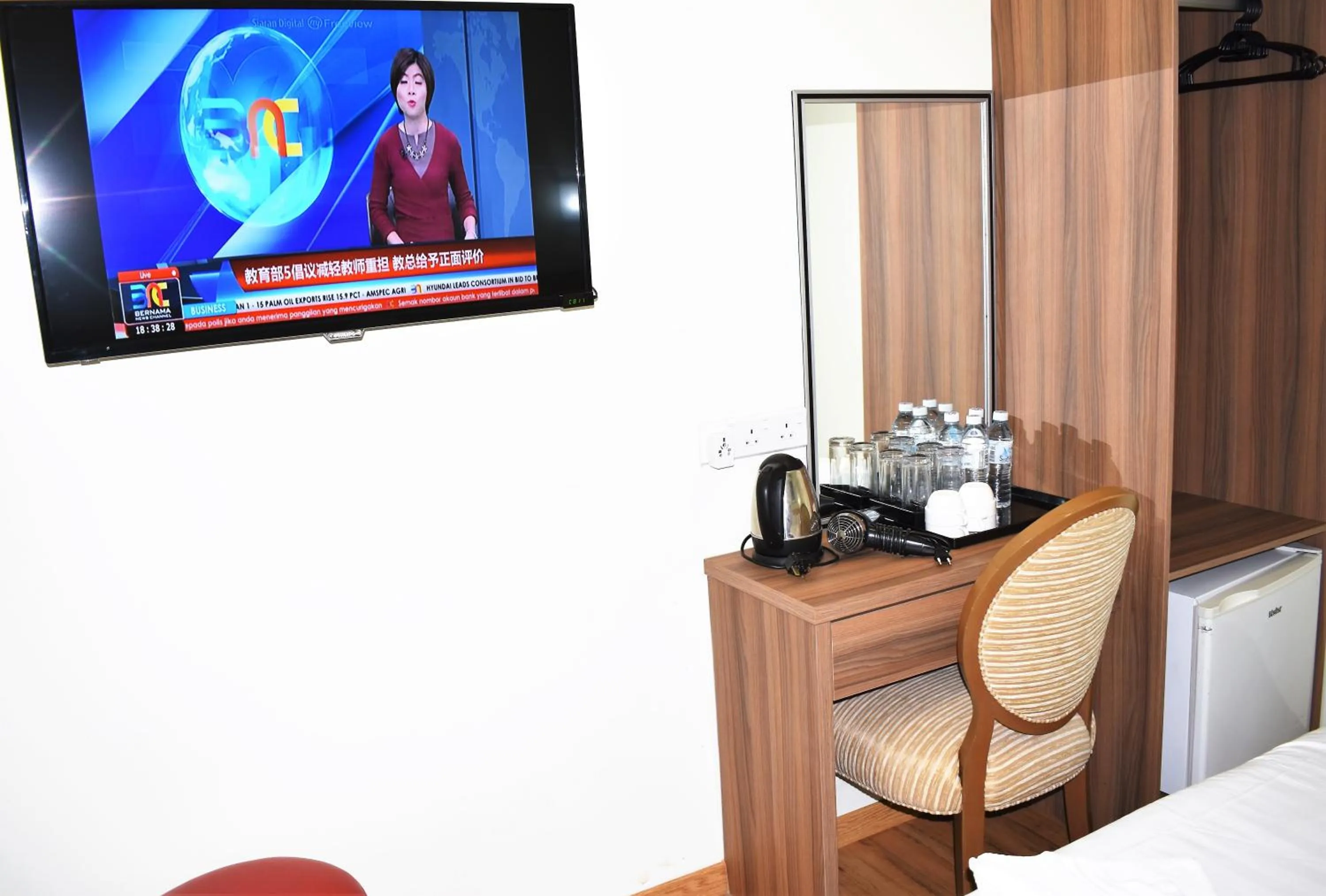 TV and multimedia in Xpeed Holiday Hotel
