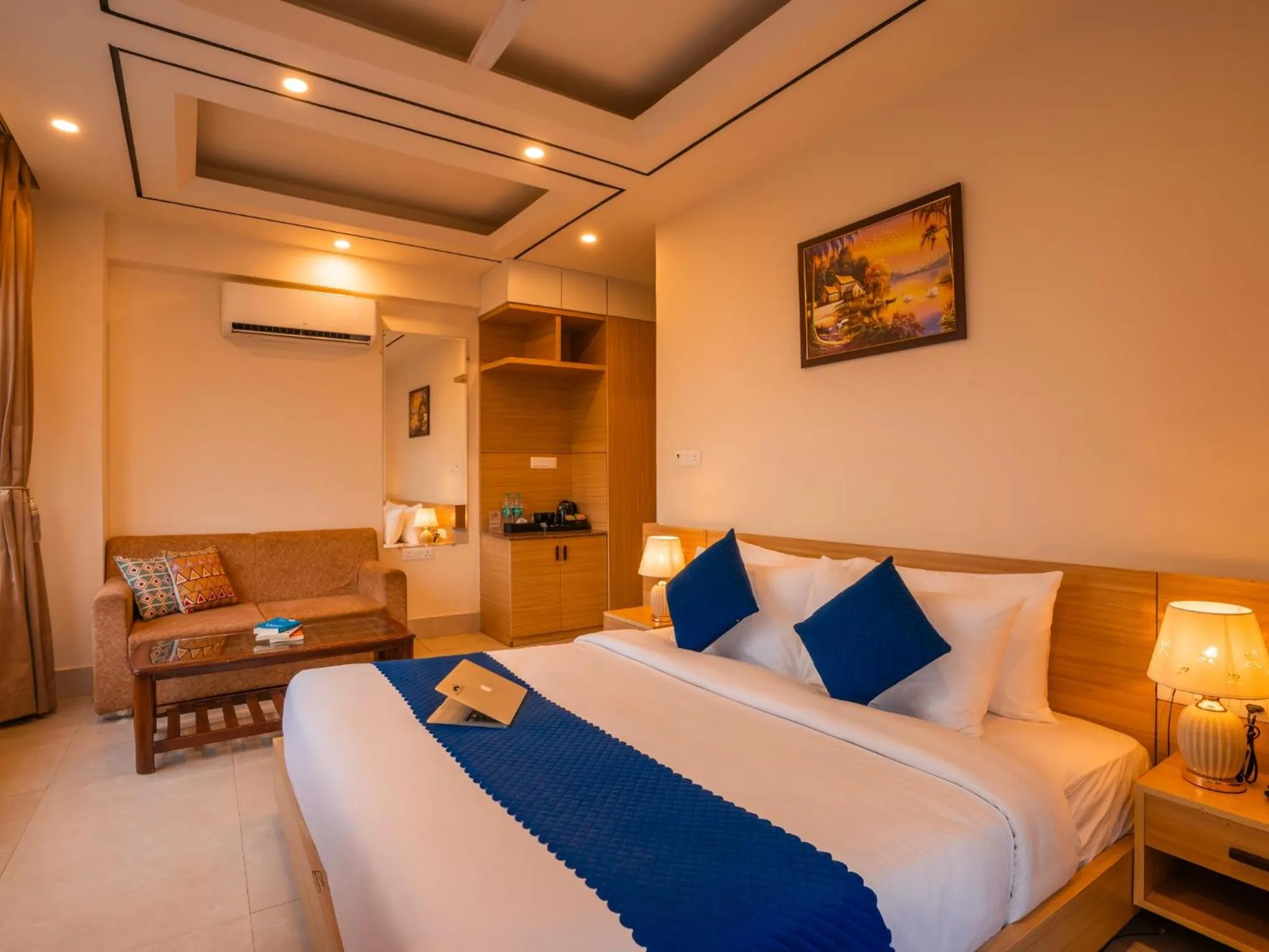 Bedroom, Bed in Moustache Select Rishikesh