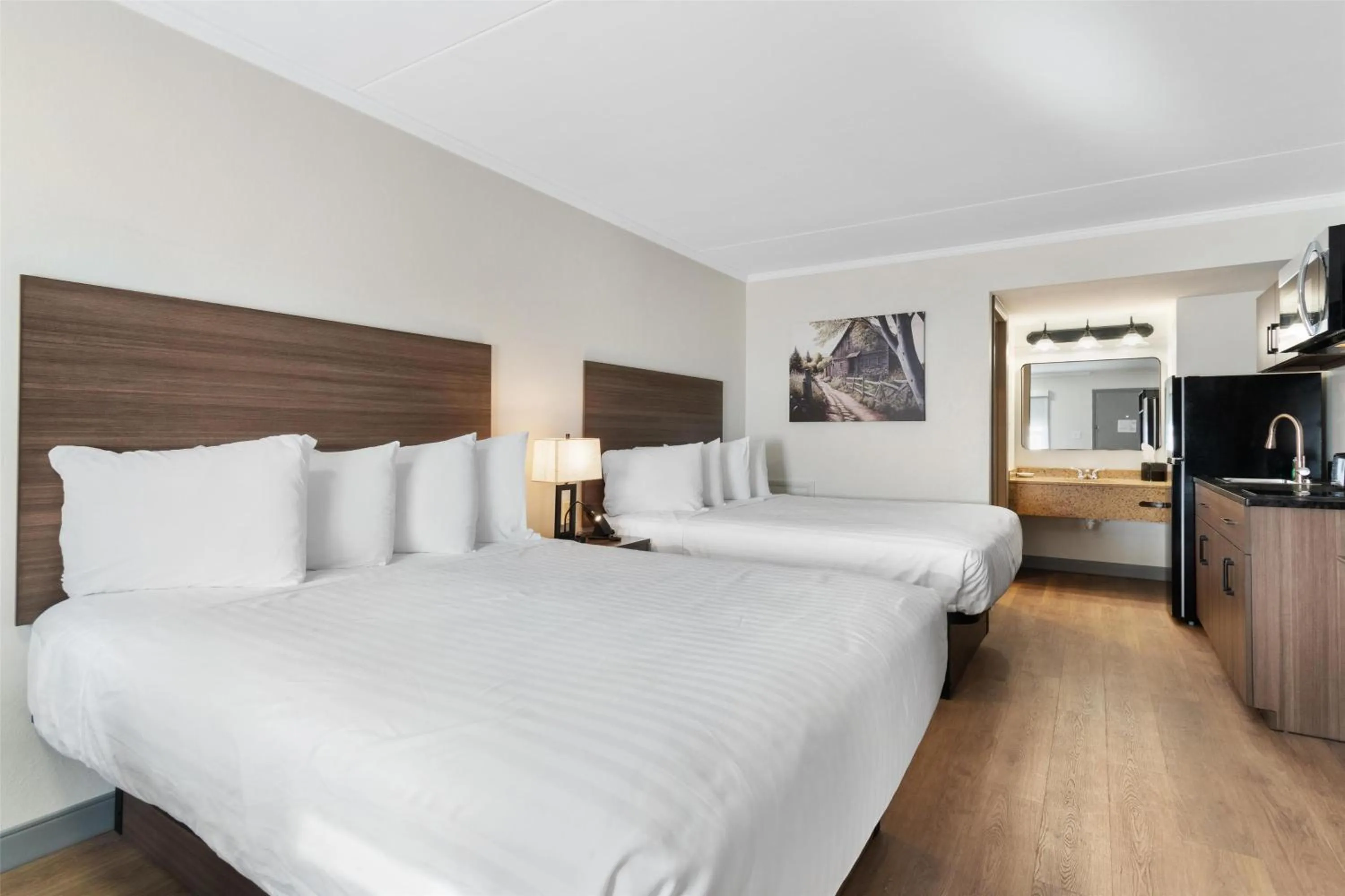 Bedroom, Bed in SureStay Studio by Best Western Paradise Lancaster County