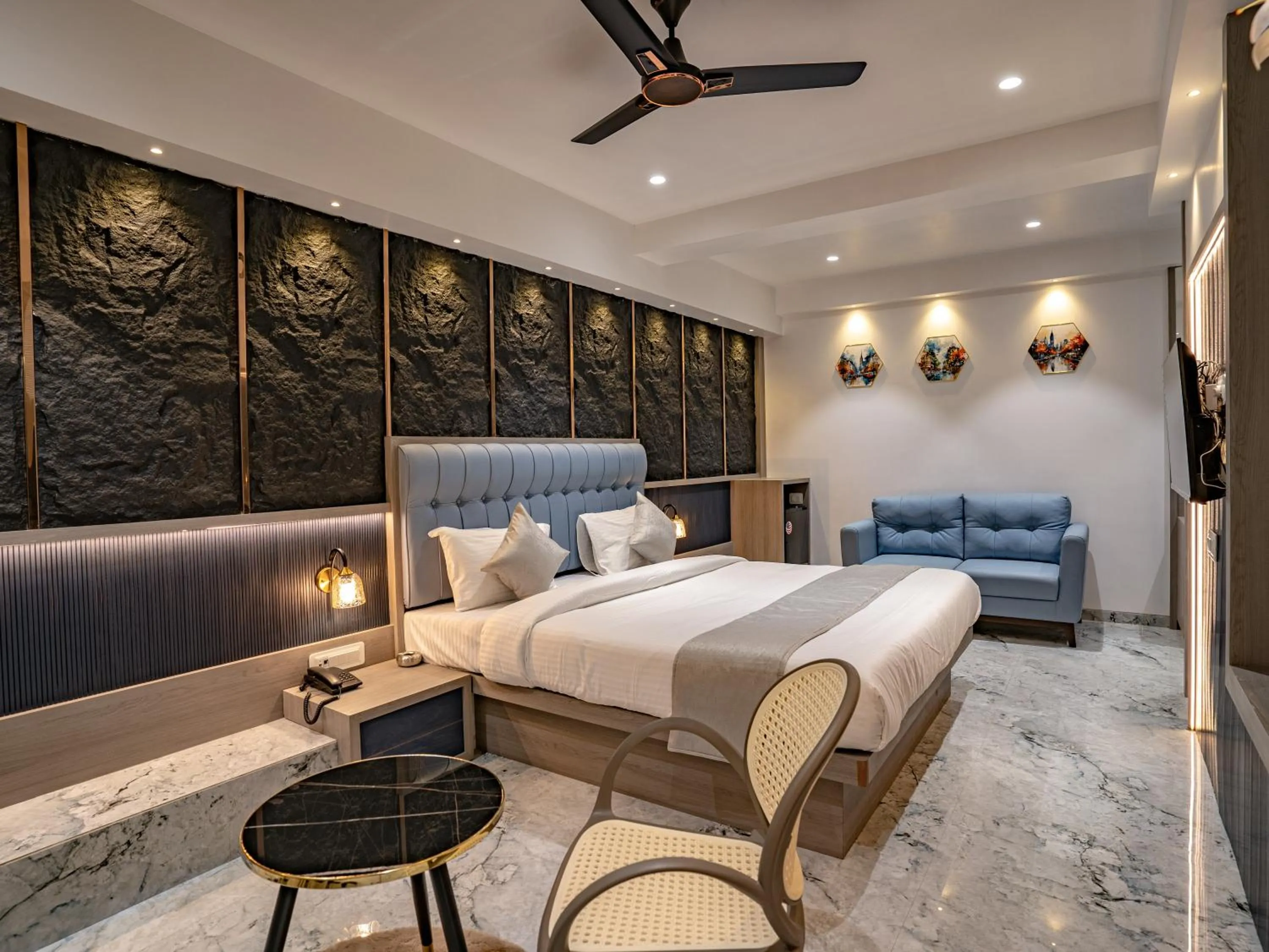 Hotel Supreme Inn
