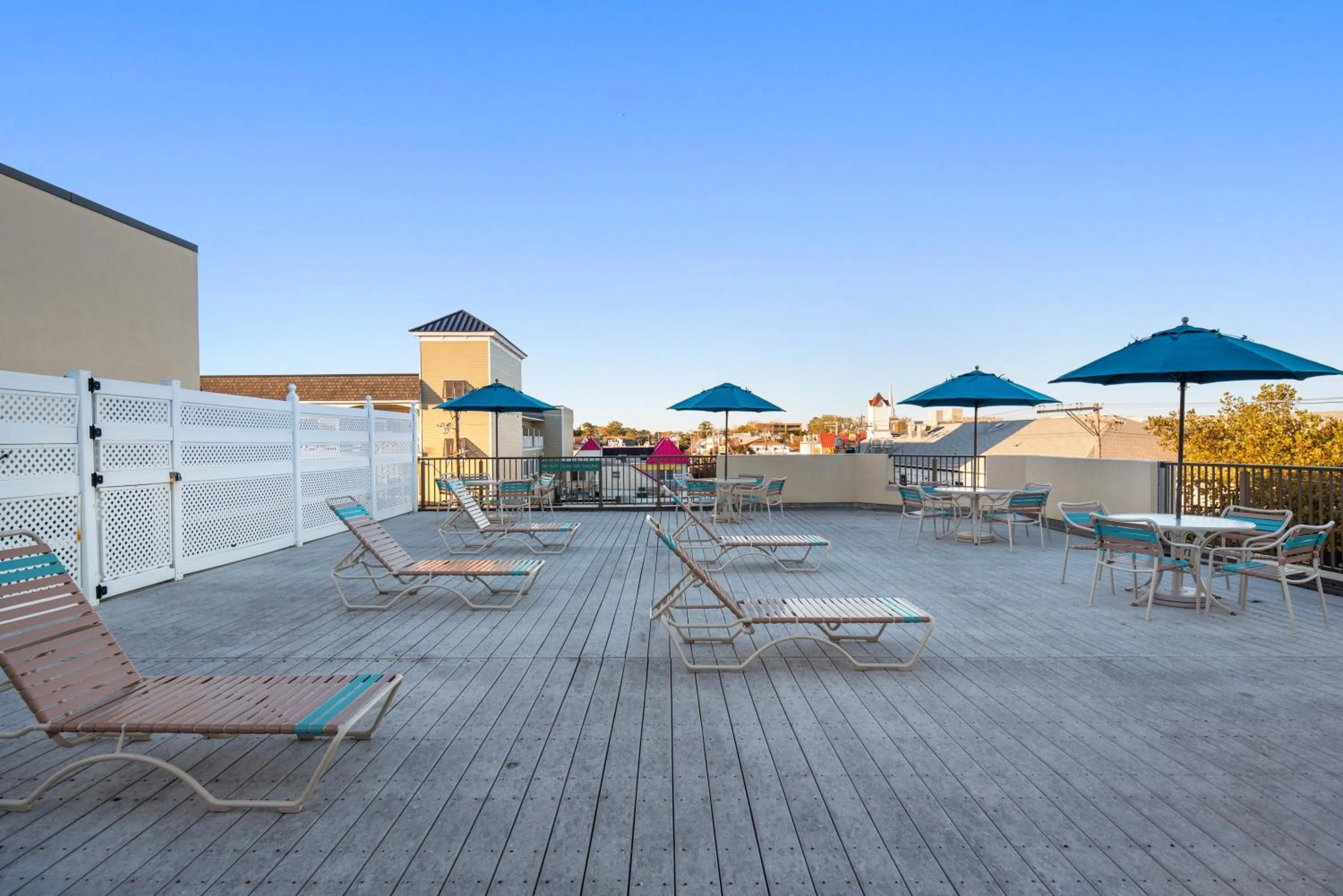 Patio in Brighton Suites Hotel