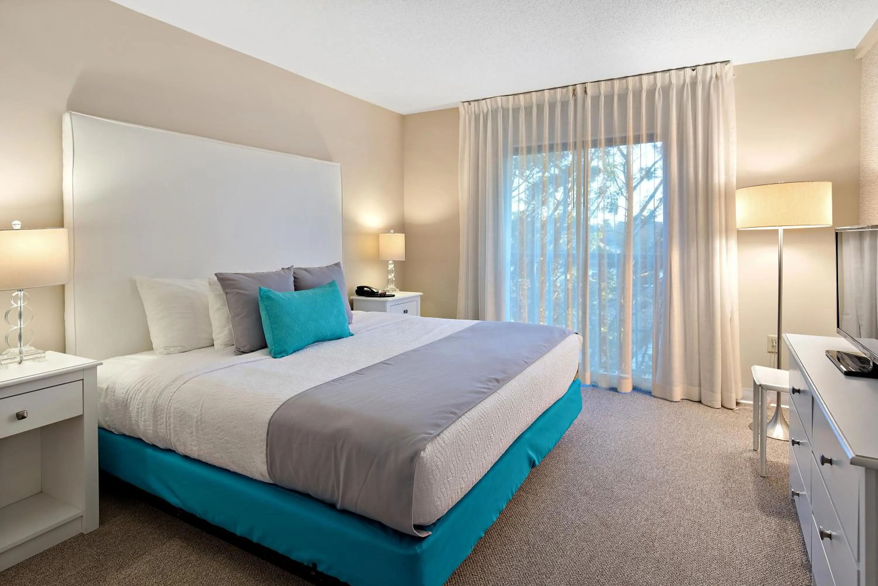 Bed in Brighton Suites Hotel