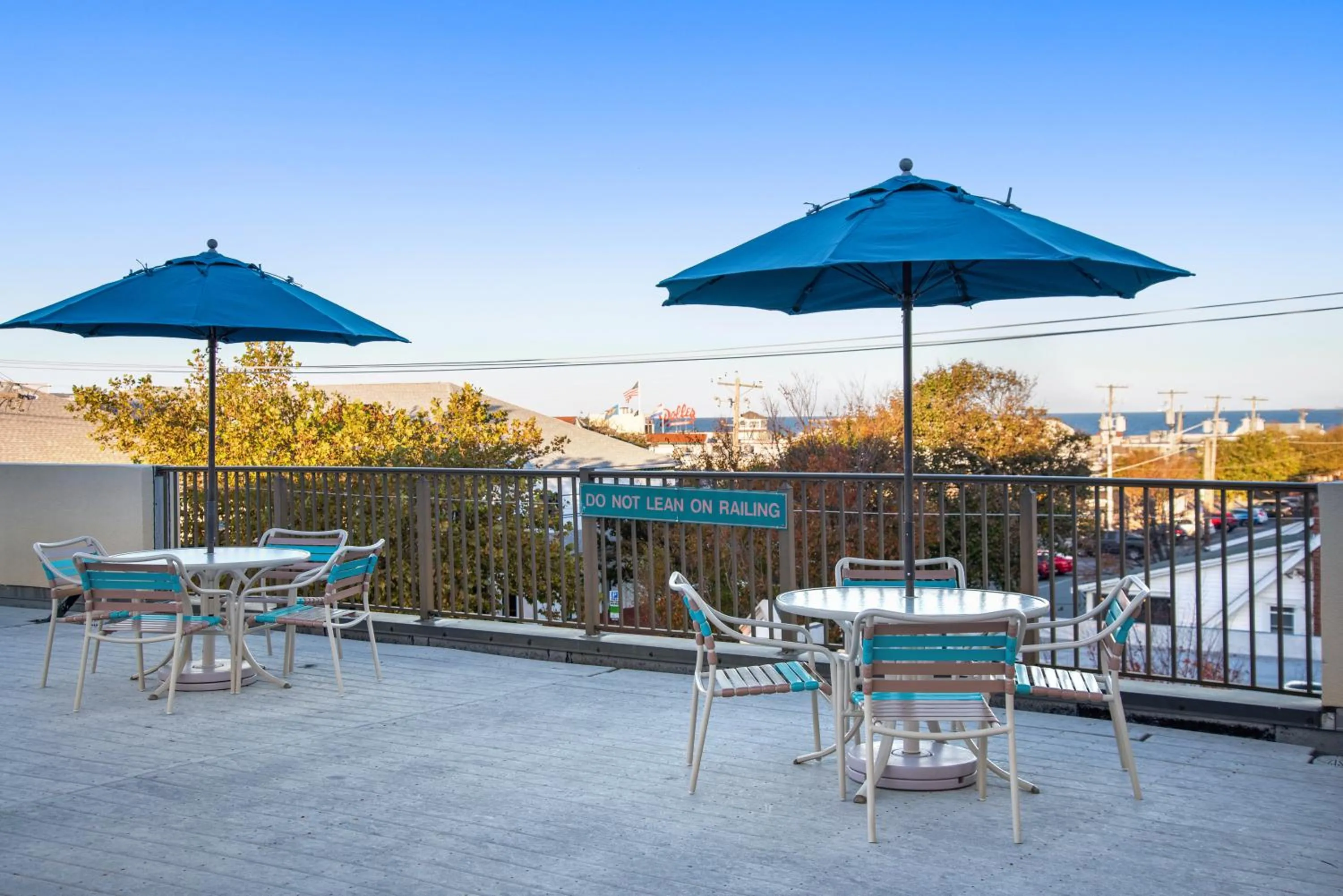 Patio in Brighton Suites Hotel