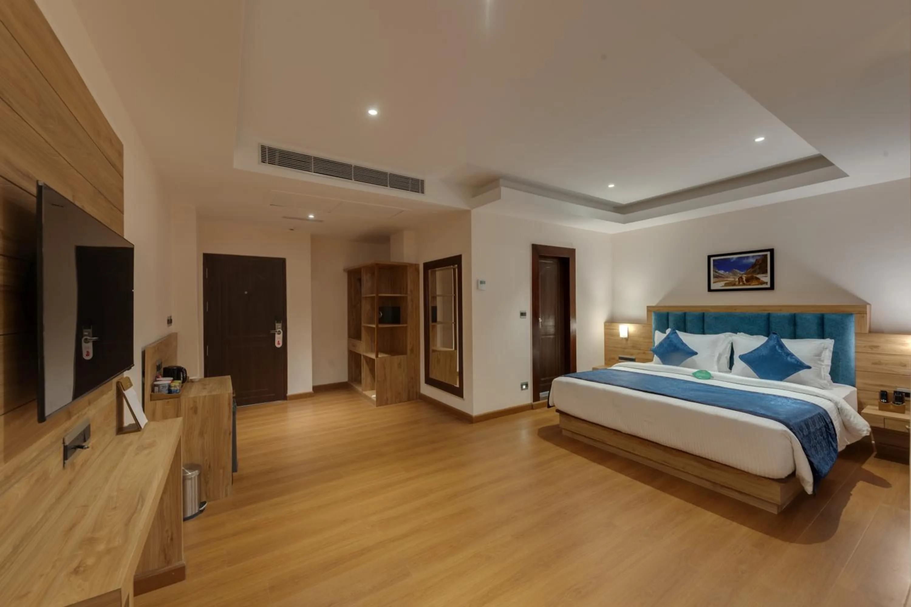 TV and multimedia, Bed in Clarion Hotel De Renees Gangtok