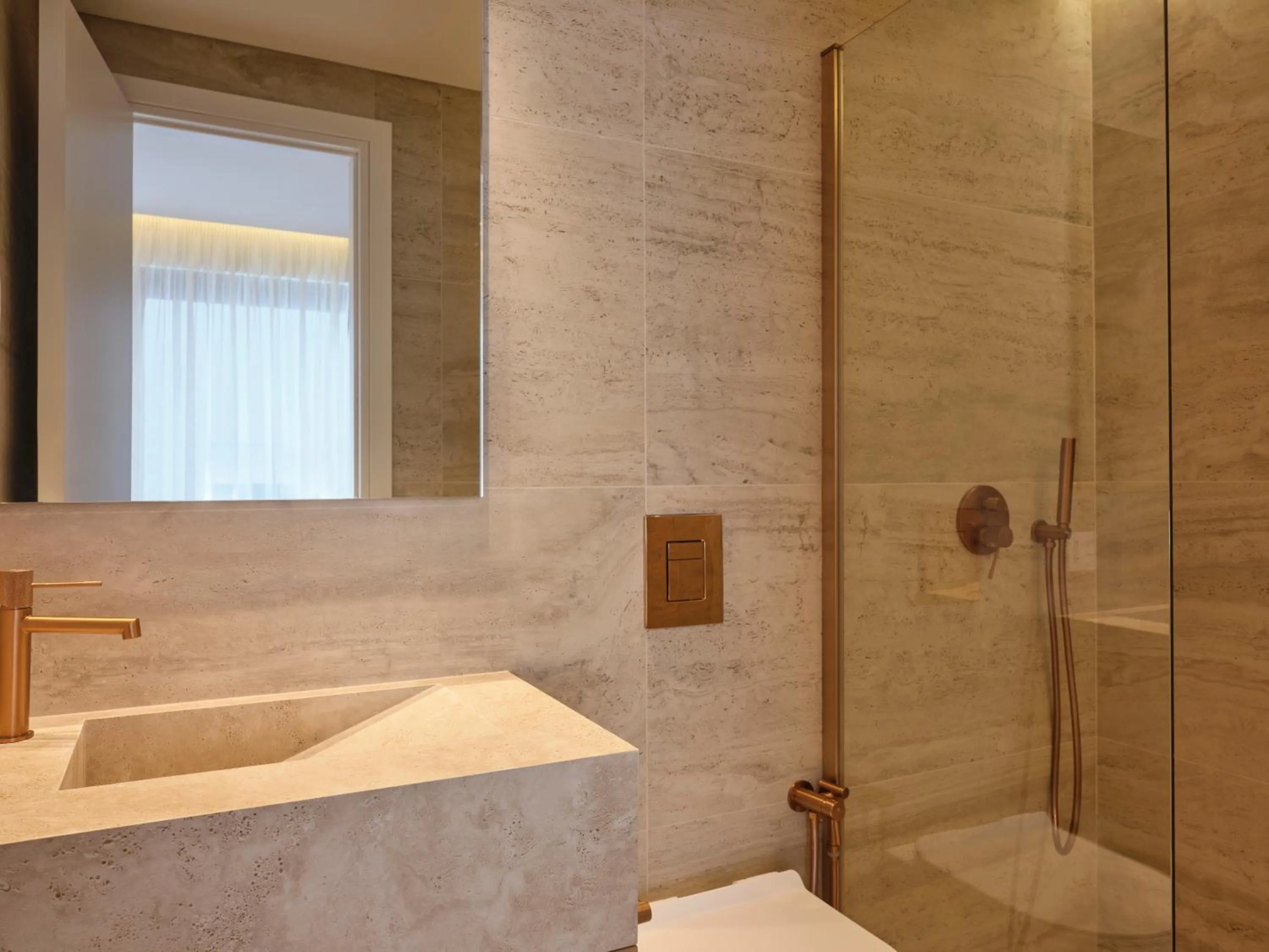 Shower in Nur City Suites