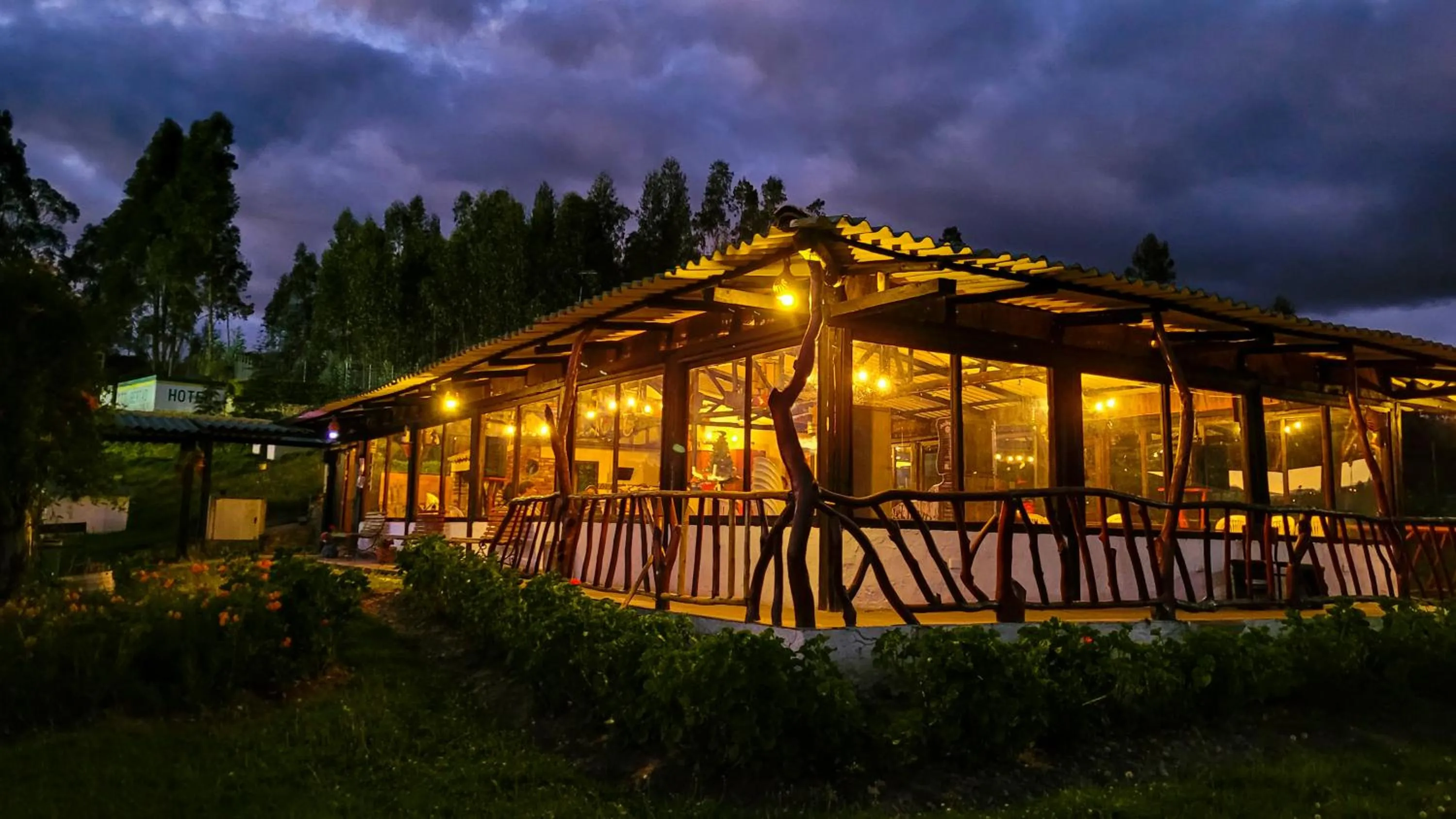 Property building in Hotel La Libertad