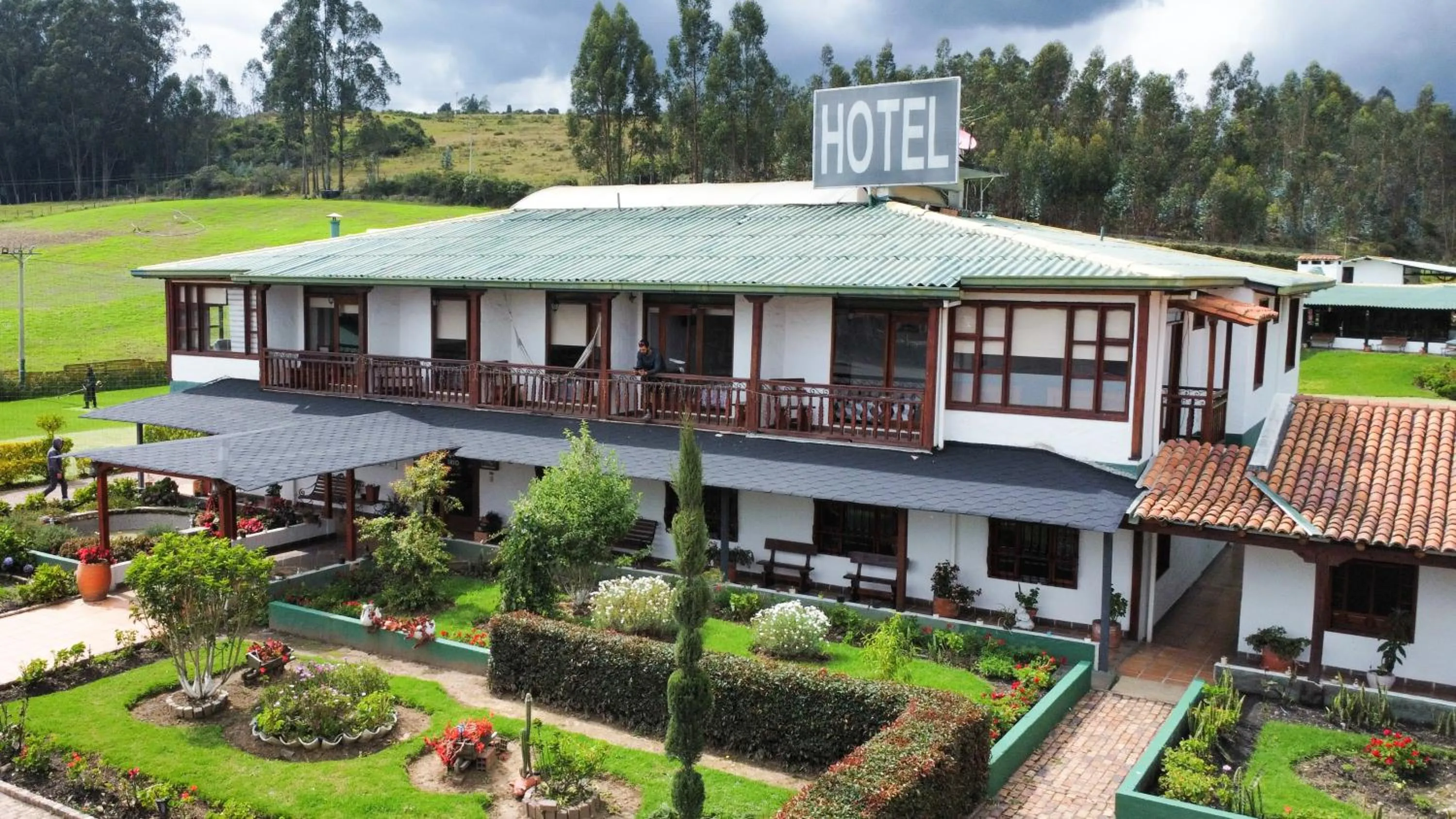 Property building in Hotel La Libertad