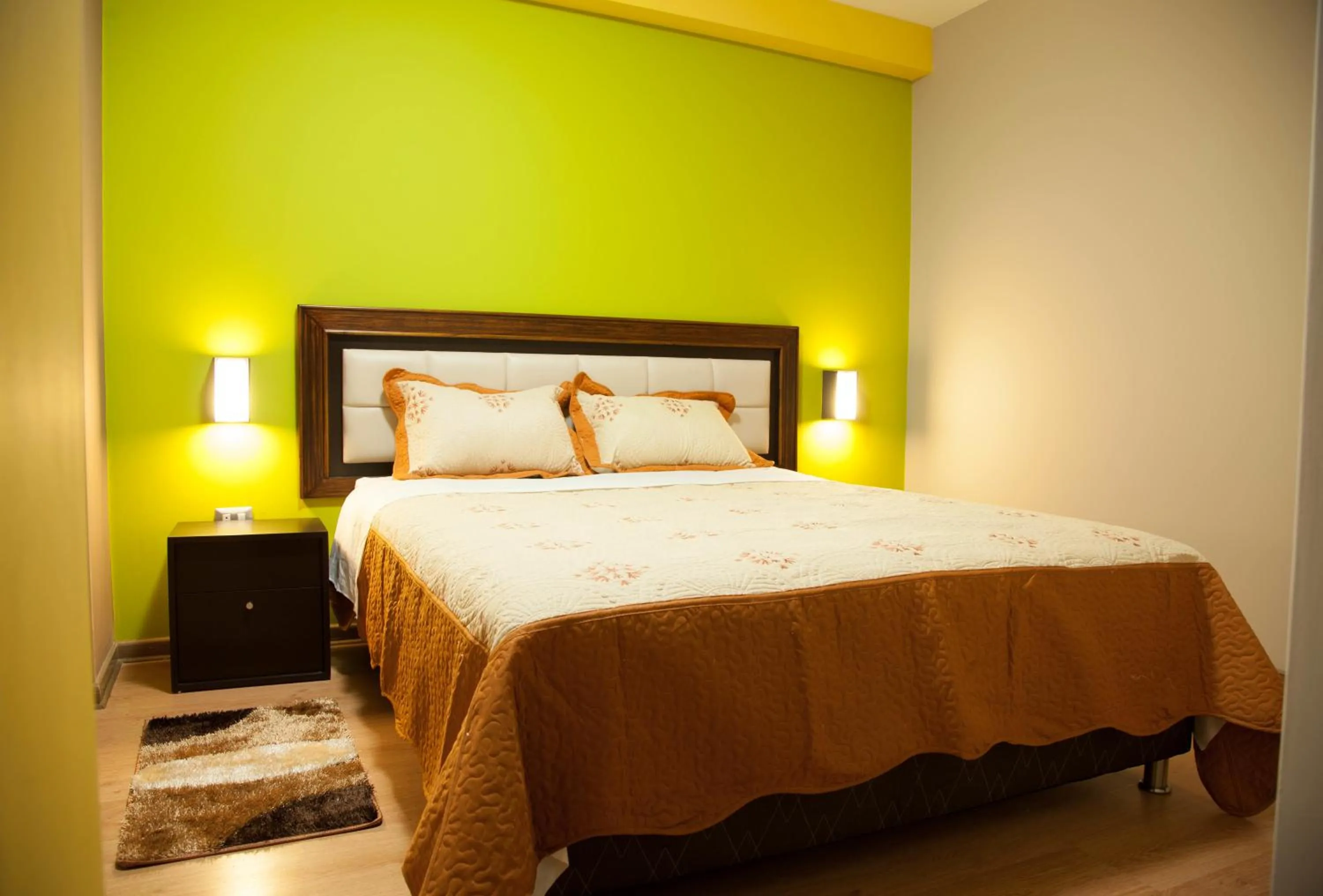 Bed in Plaza Sur Hotel & Suites