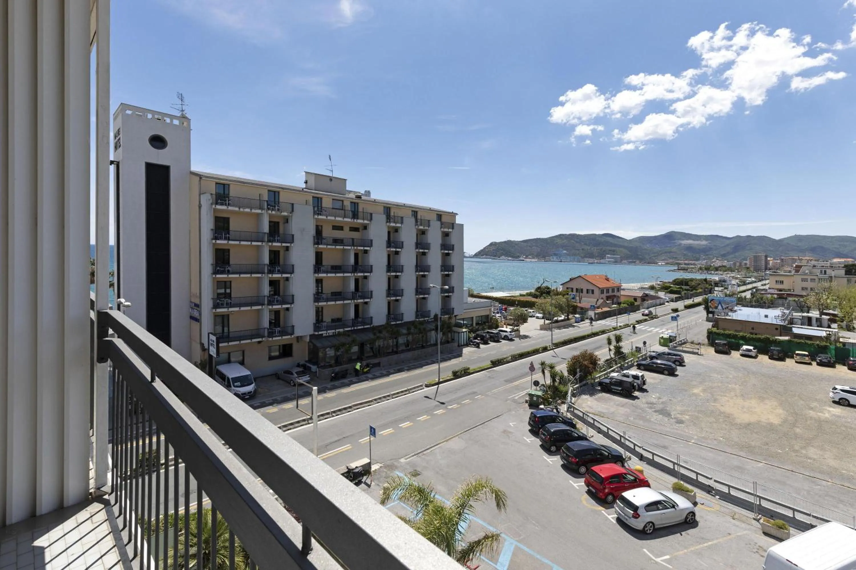 Photo of the whole room in B&B Hotel Savona