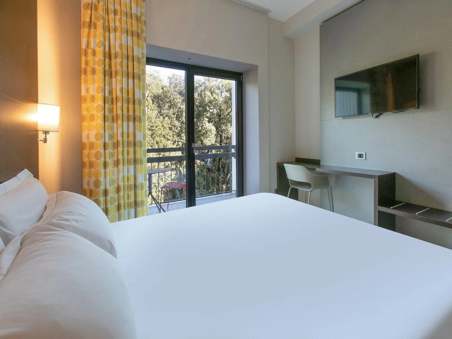 Photo of the whole room, Bed in B&B Hotel Savona