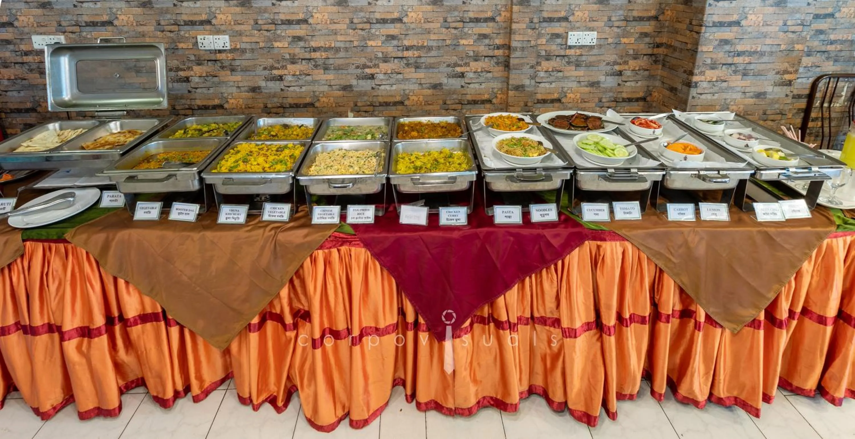 Restaurant/places to eat in SEL Nibash Hotel & Serviced Apartments