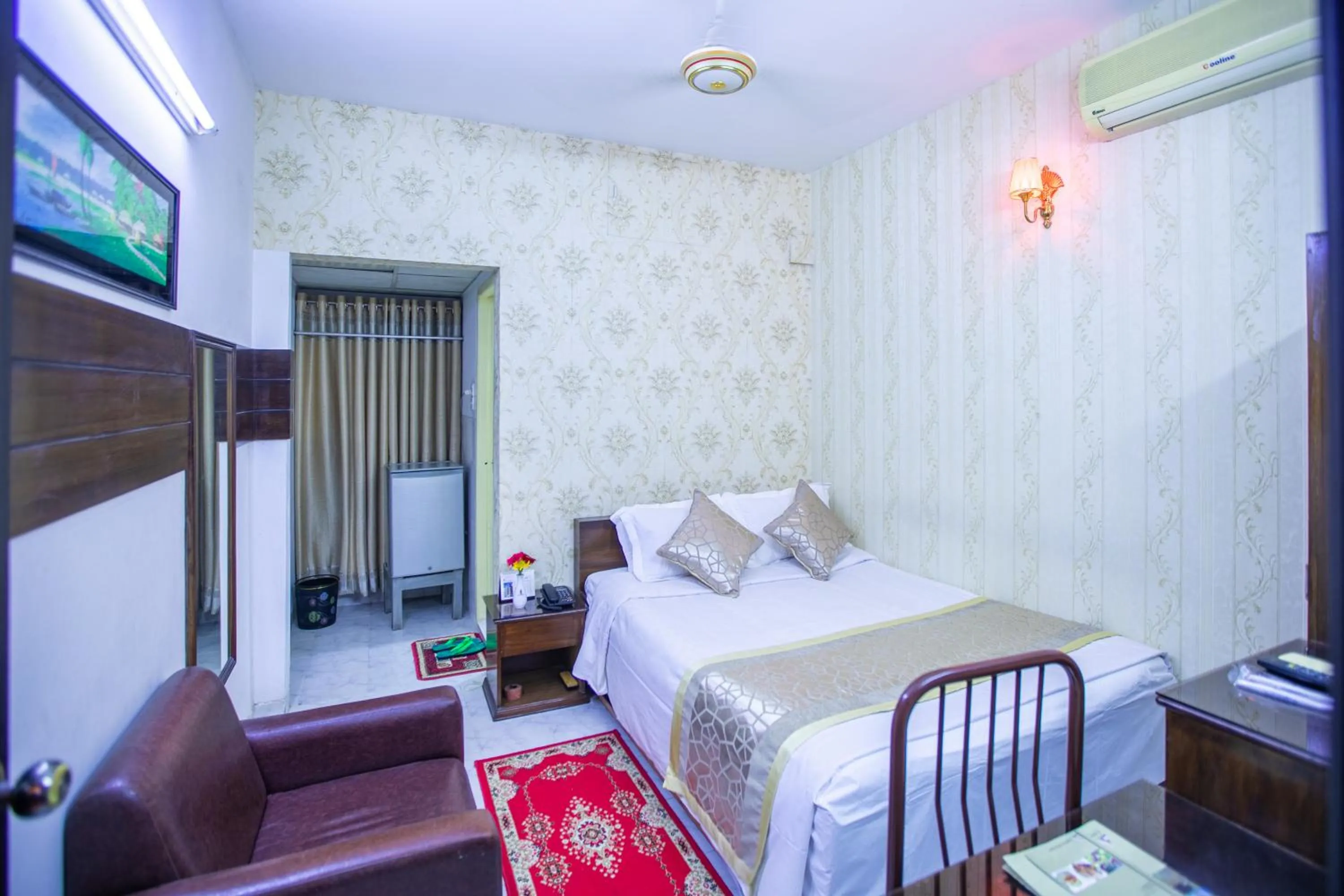 Photo of the whole room, Bed in SEL Nibash Hotel & Serviced Apartments