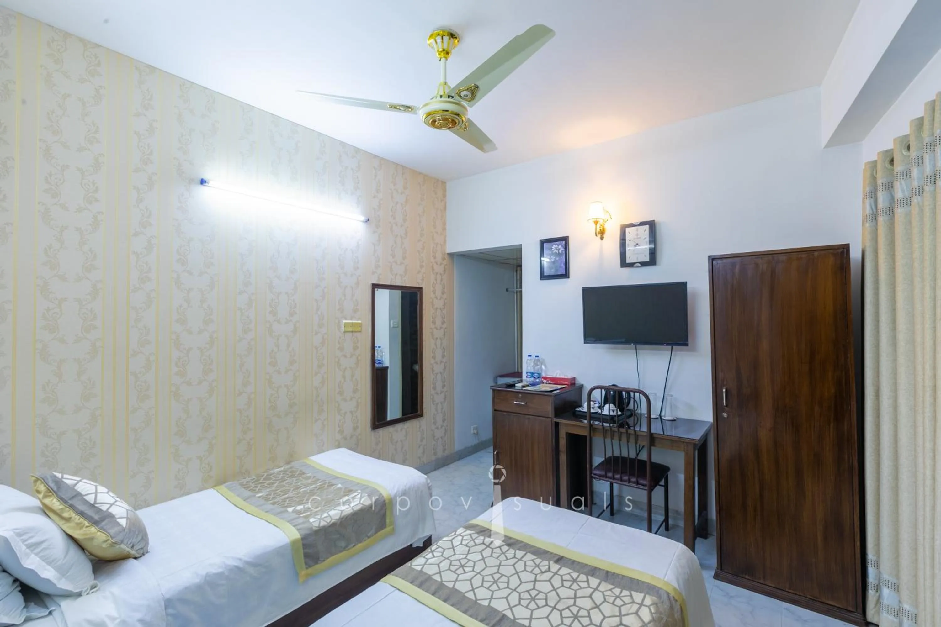 TV and multimedia, Bed in SEL Nibash Hotel & Serviced Apartments