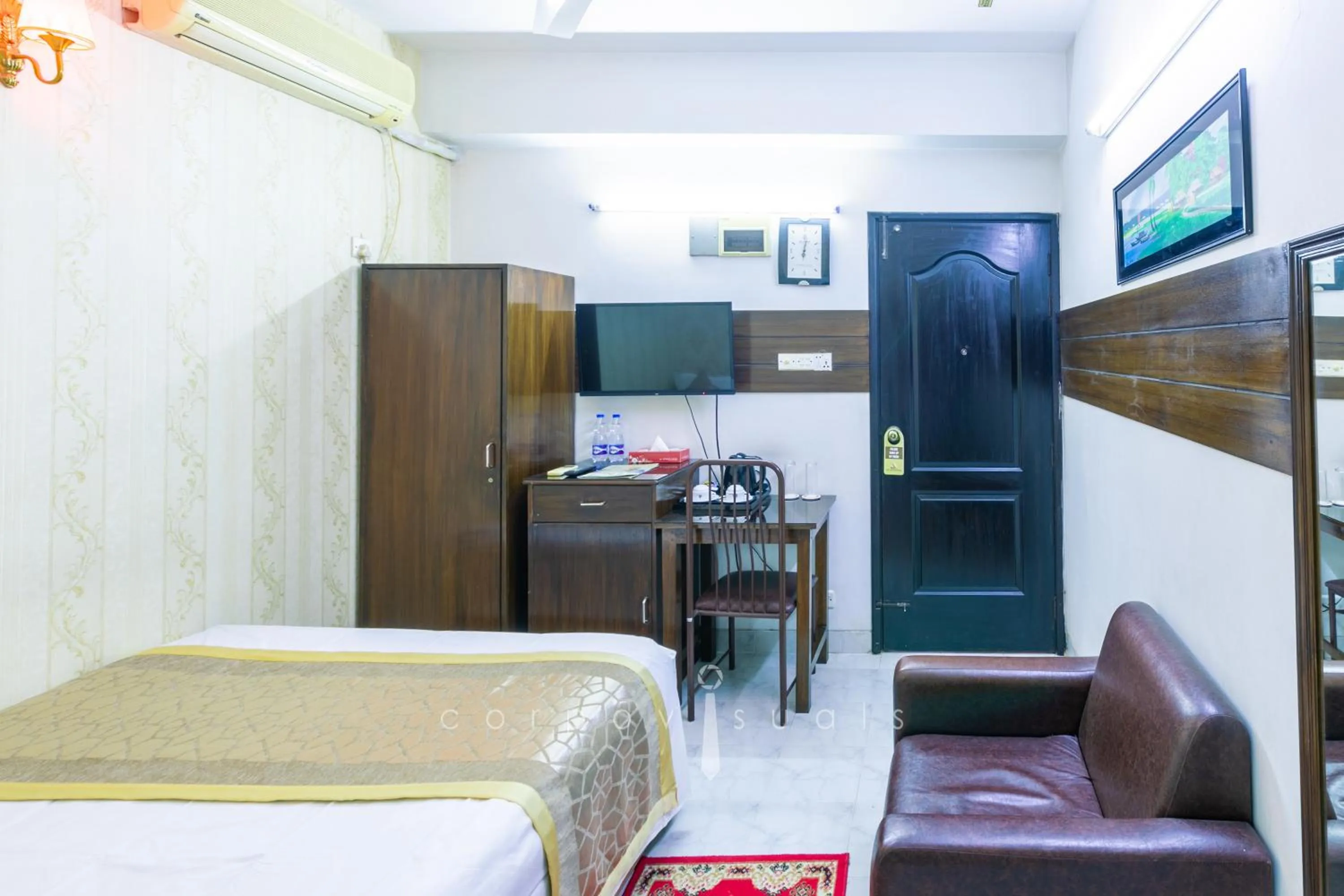 Photo of the whole room, Bed in SEL Nibash Hotel & Serviced Apartments