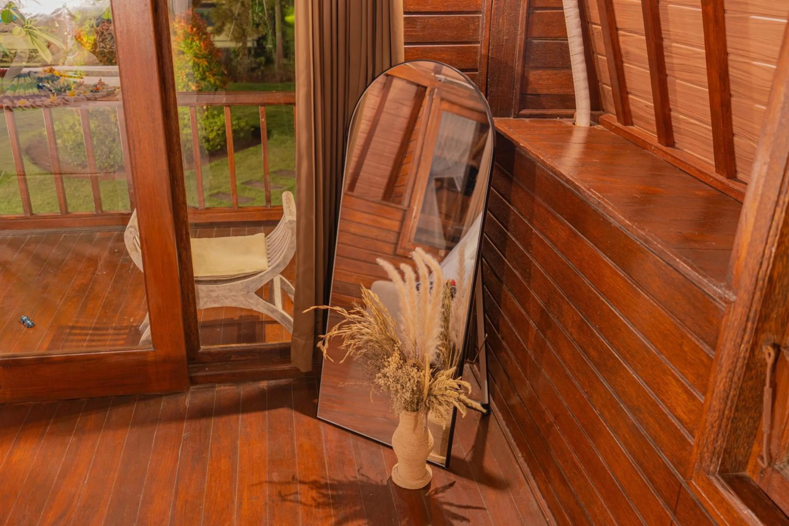 Harta Lembongan Villas