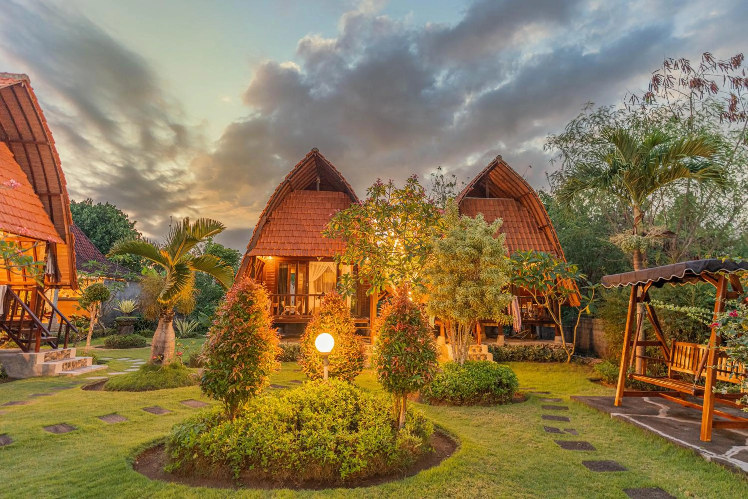 Harta Lembongan Villas