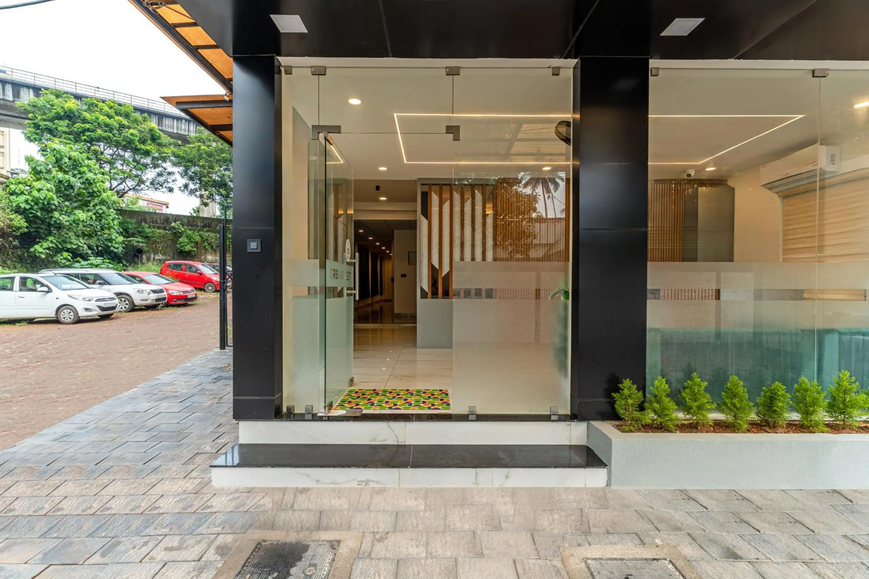 Facade/entrance in Treebo Urban Nest