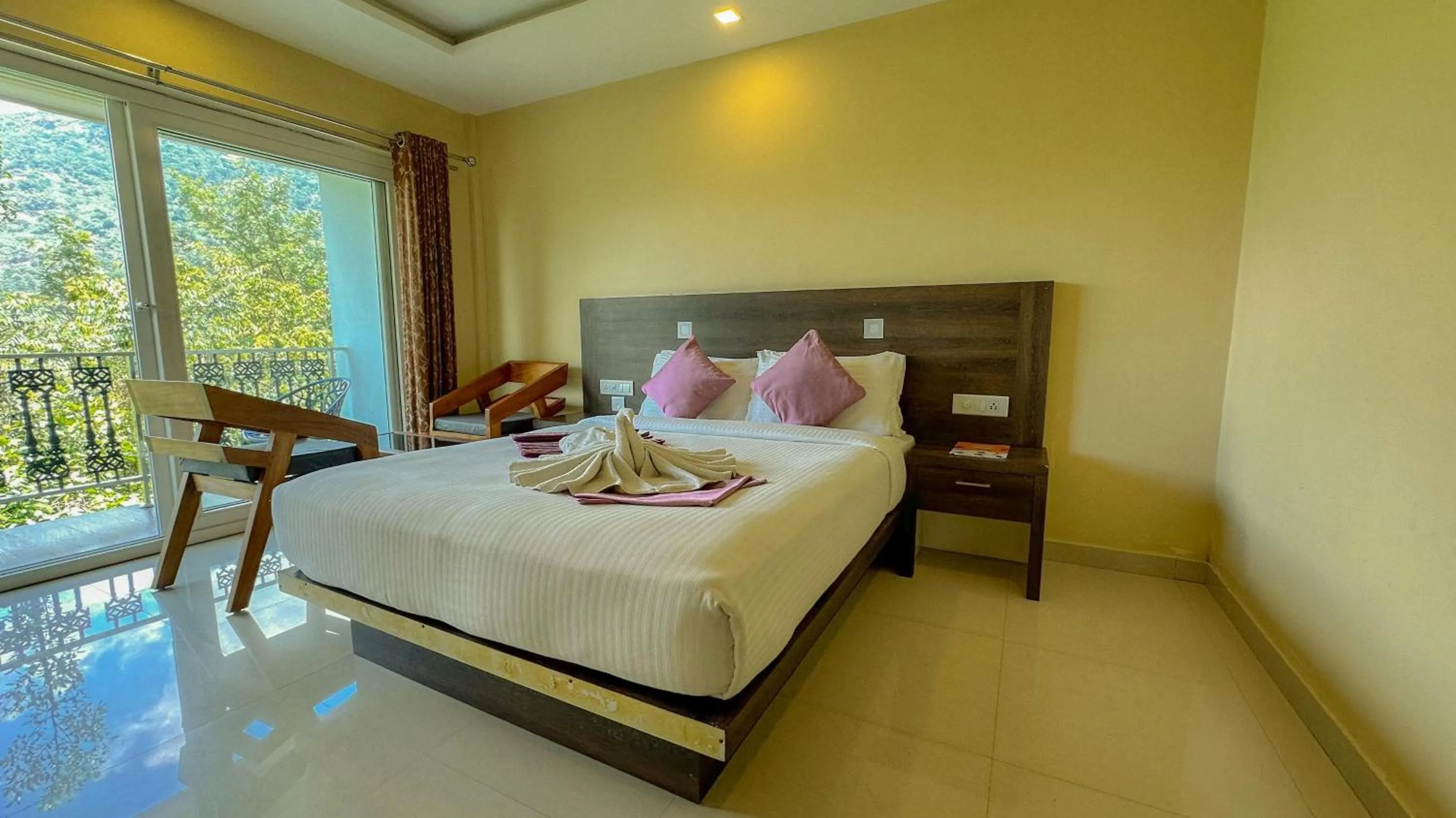 Bed in The Heights Munnar