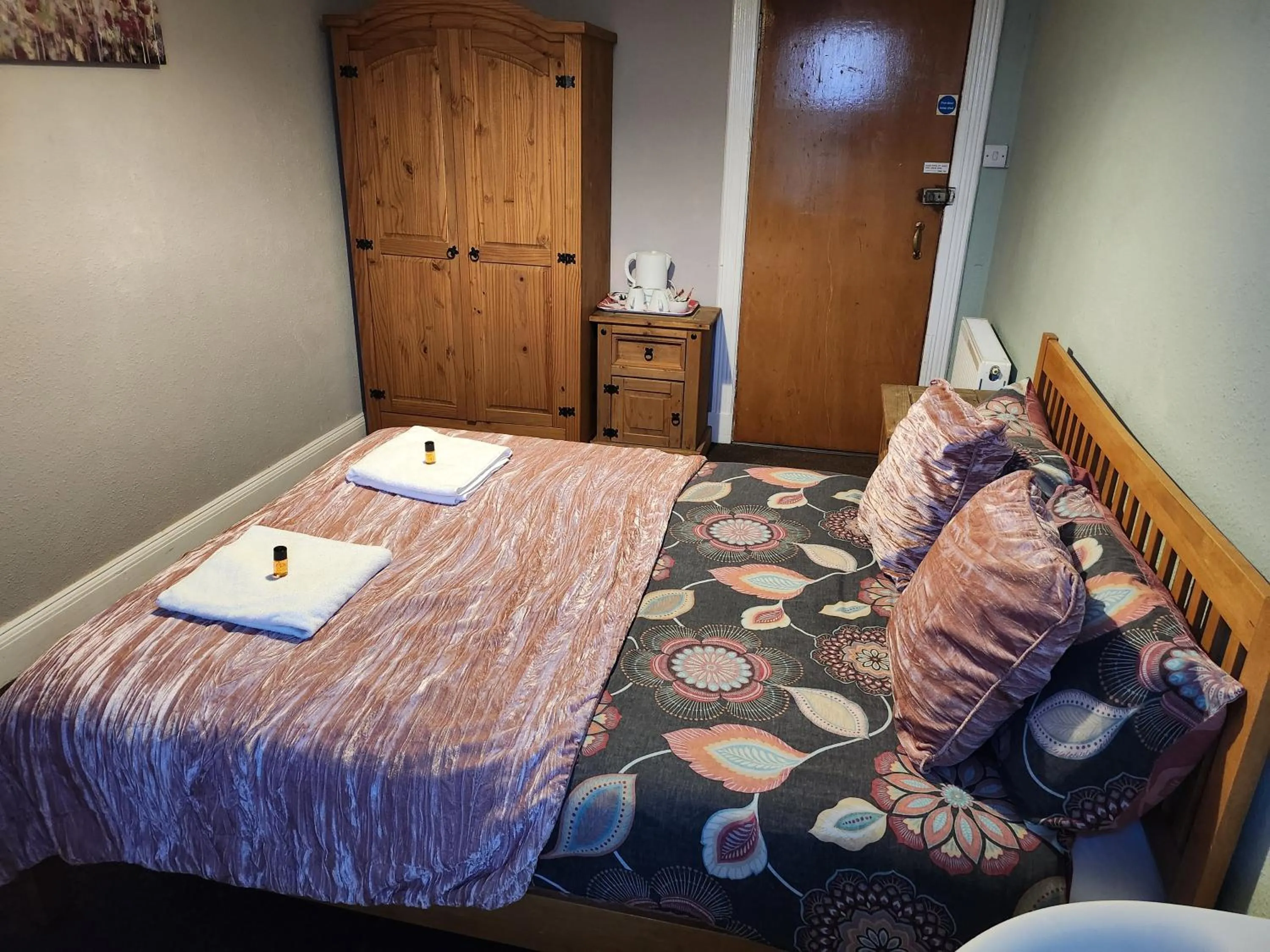 Bed in LSO Guest House