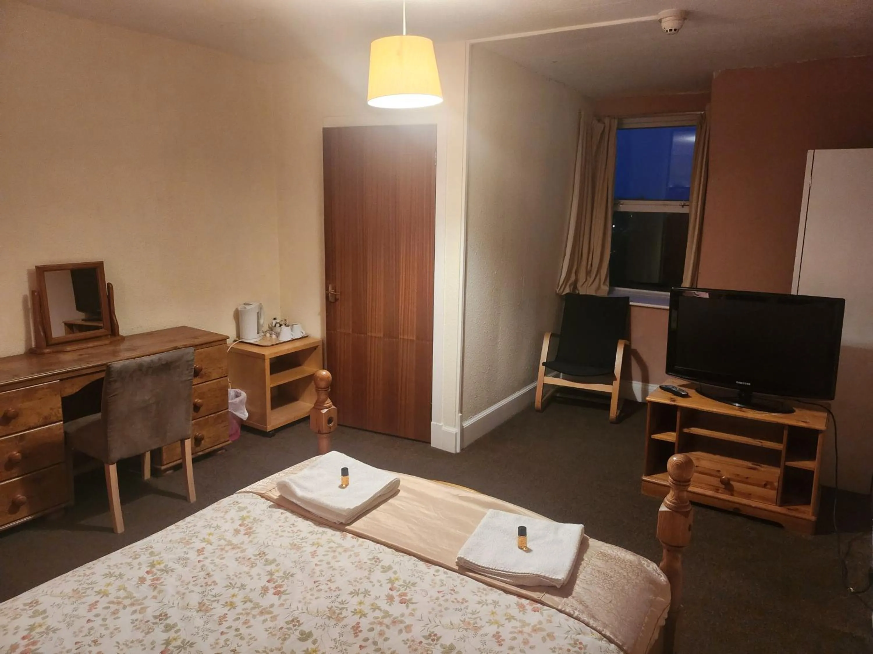 Bed in LSO Guest House