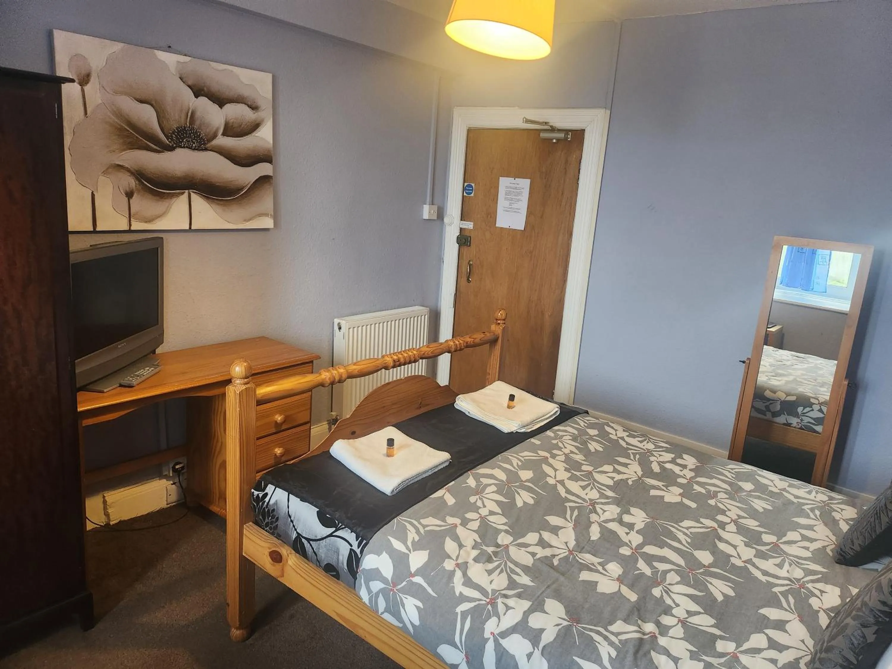 Bed in LSO Guest House