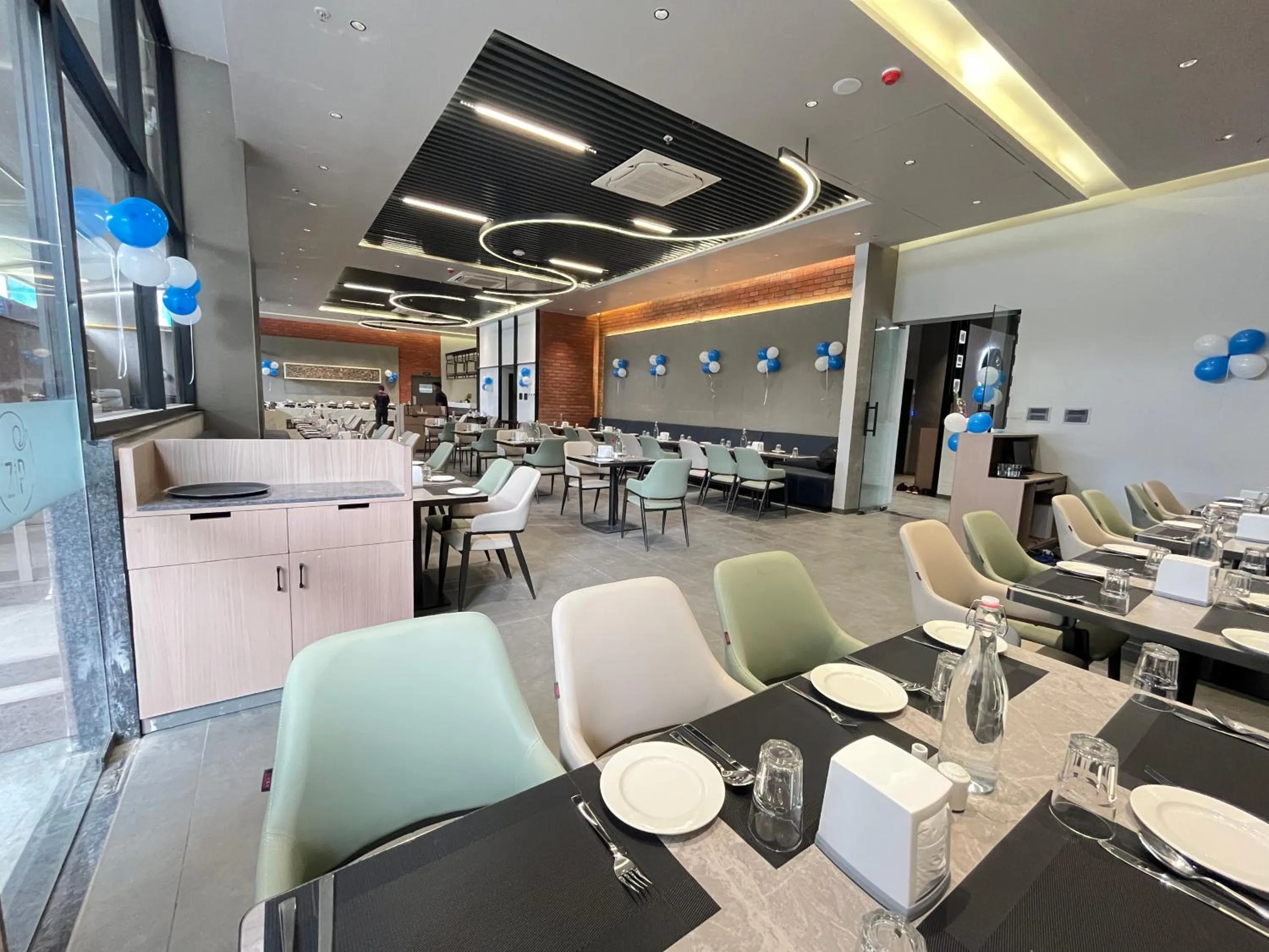 Restaurant/places to eat in Zip By Spree Hotels Chinchwad