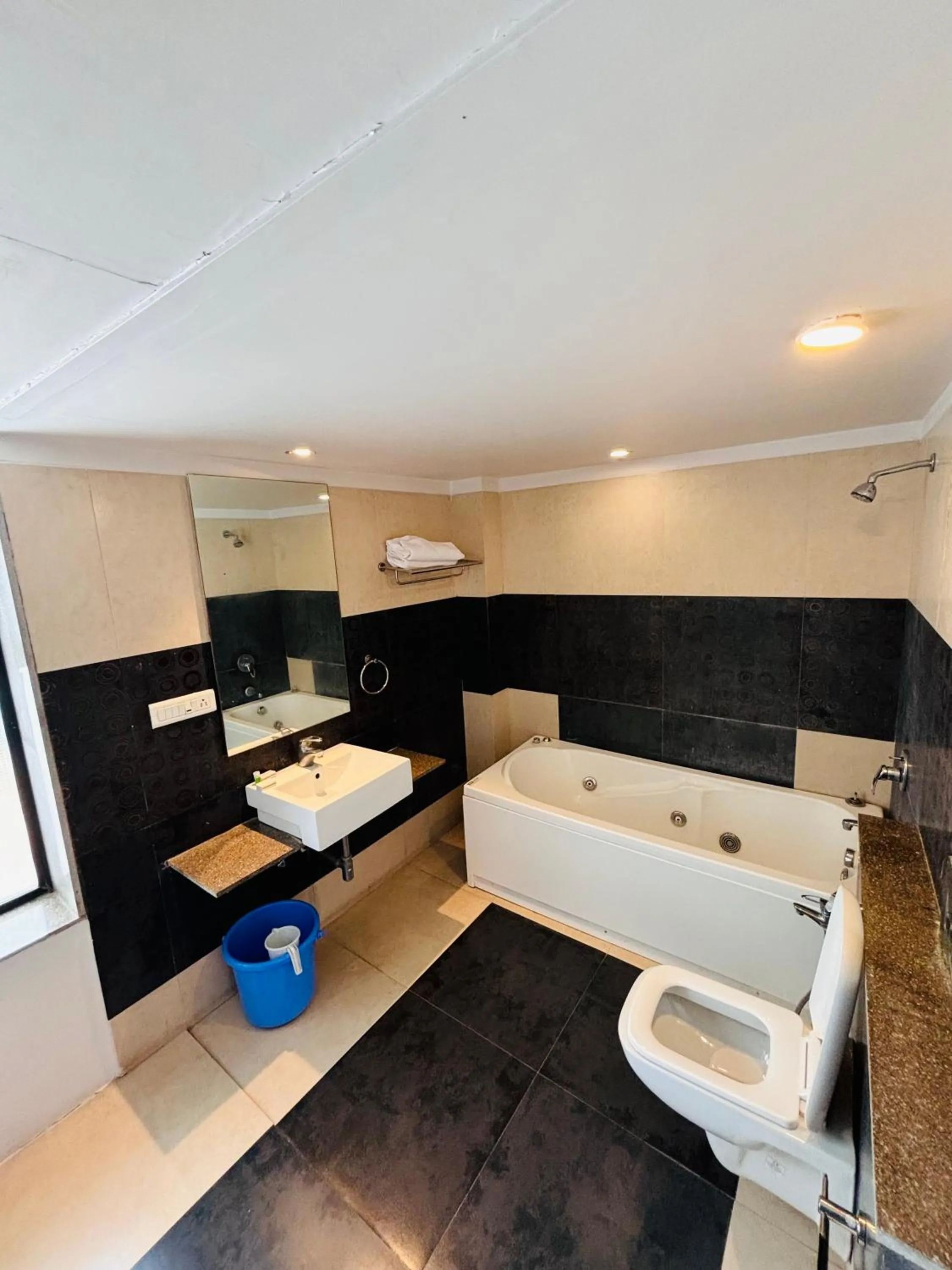 Bathroom in Hotel Kanan