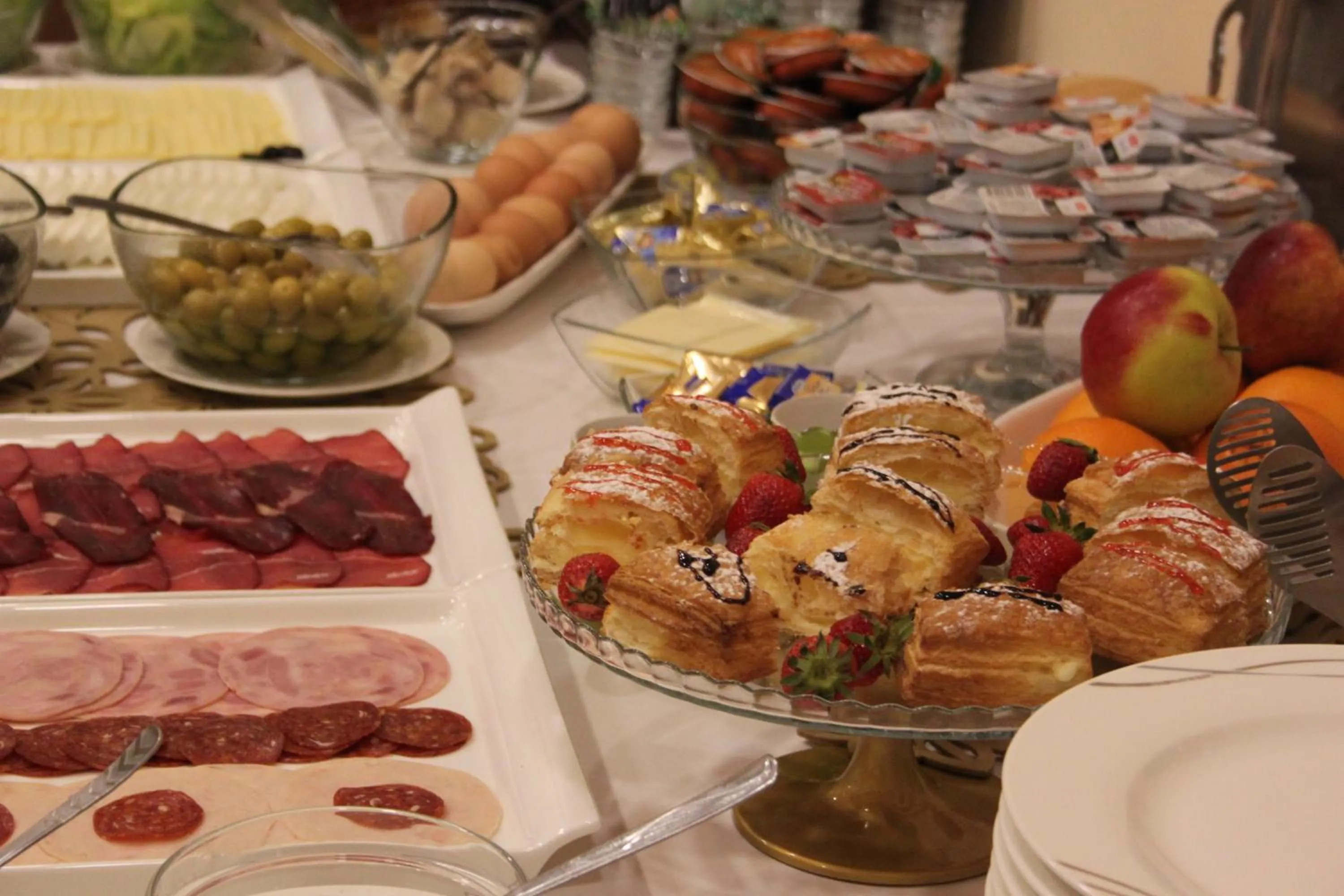 Buffet breakfast in B&B Berr