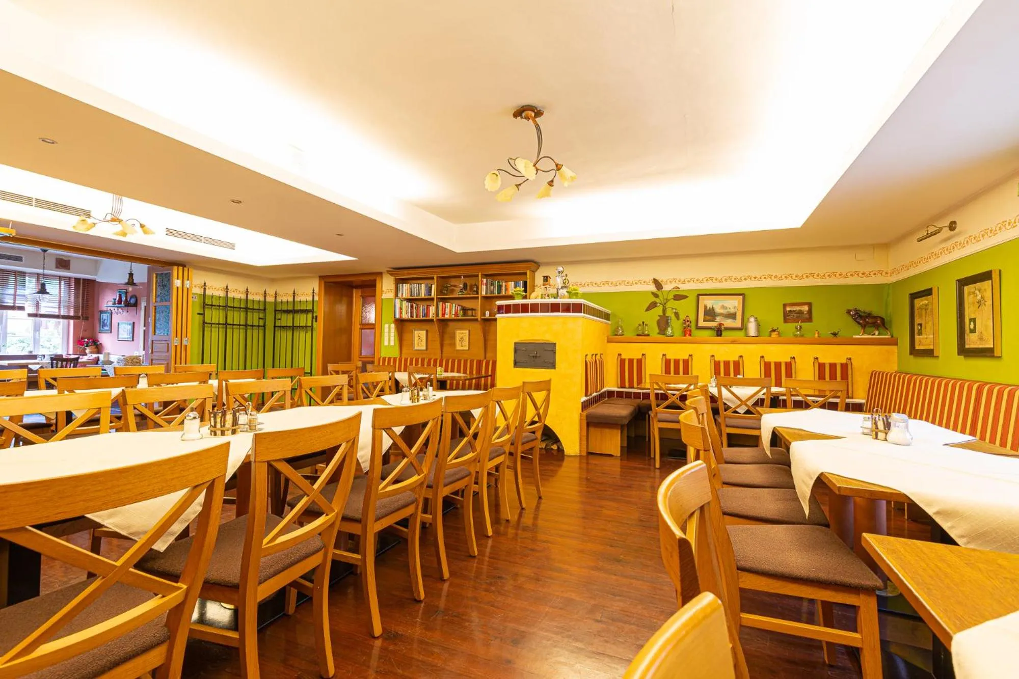 Restaurant/places to eat in Gasthof zur Post